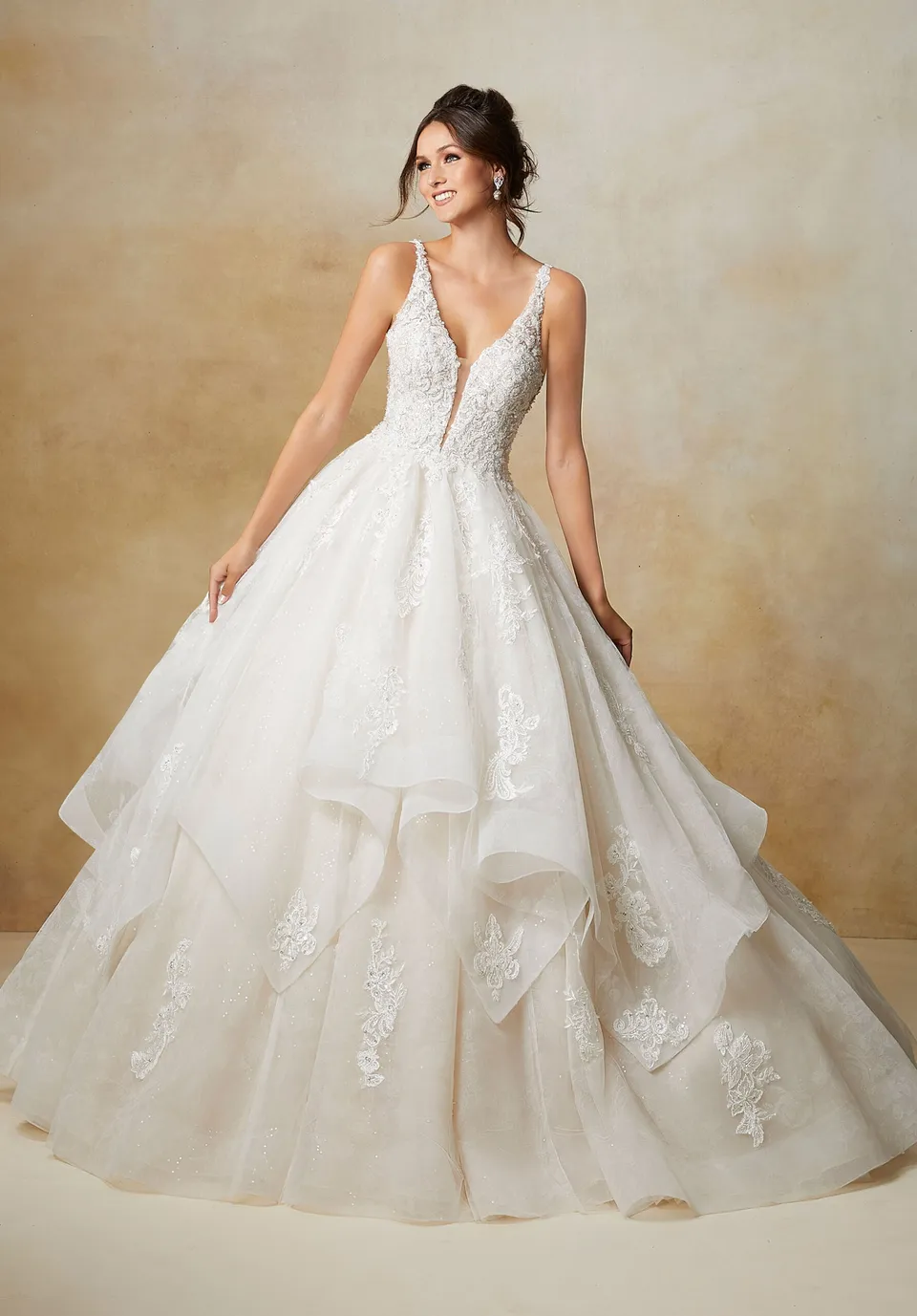 morilee-sage-brautkleid-glitzer-ballkleid-mit-schleppe image 1