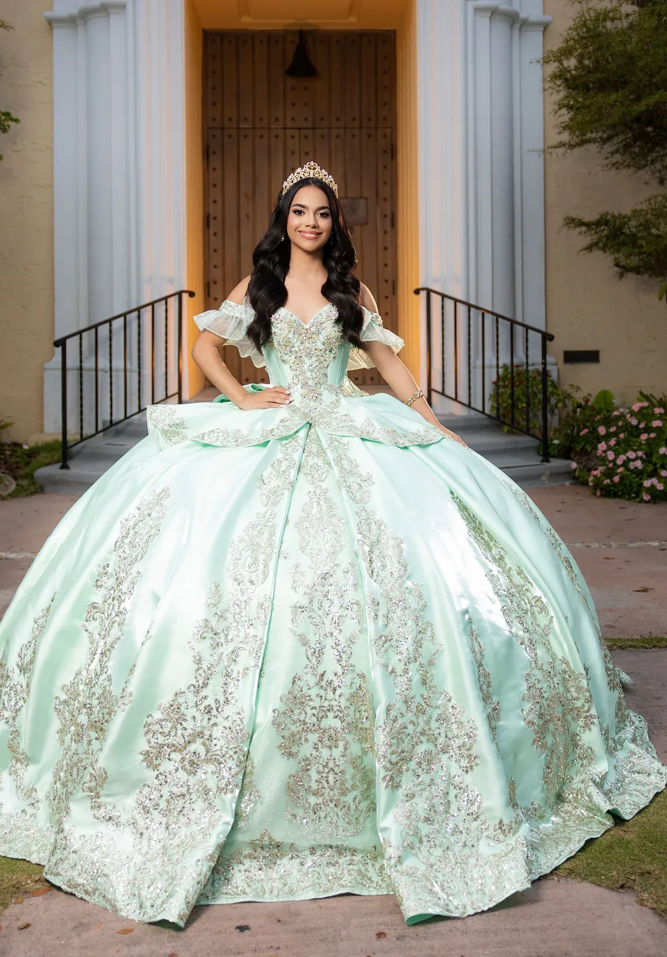 morilee-cyra-quincea-era-ballkleid-satin-mit-pailletten image 1