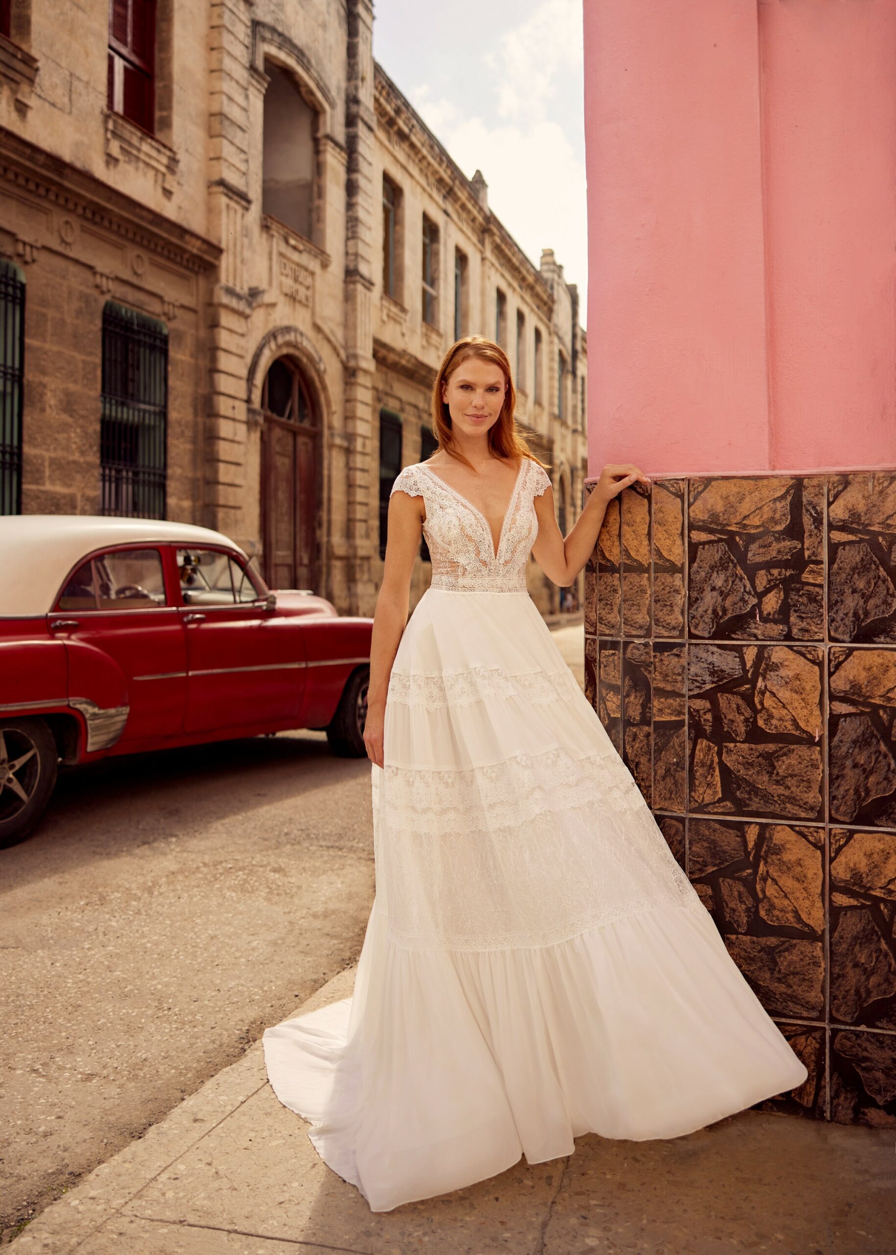 gbs-herve-paris-bridal-leticia-c-brautkleid-libre-collection image 1
