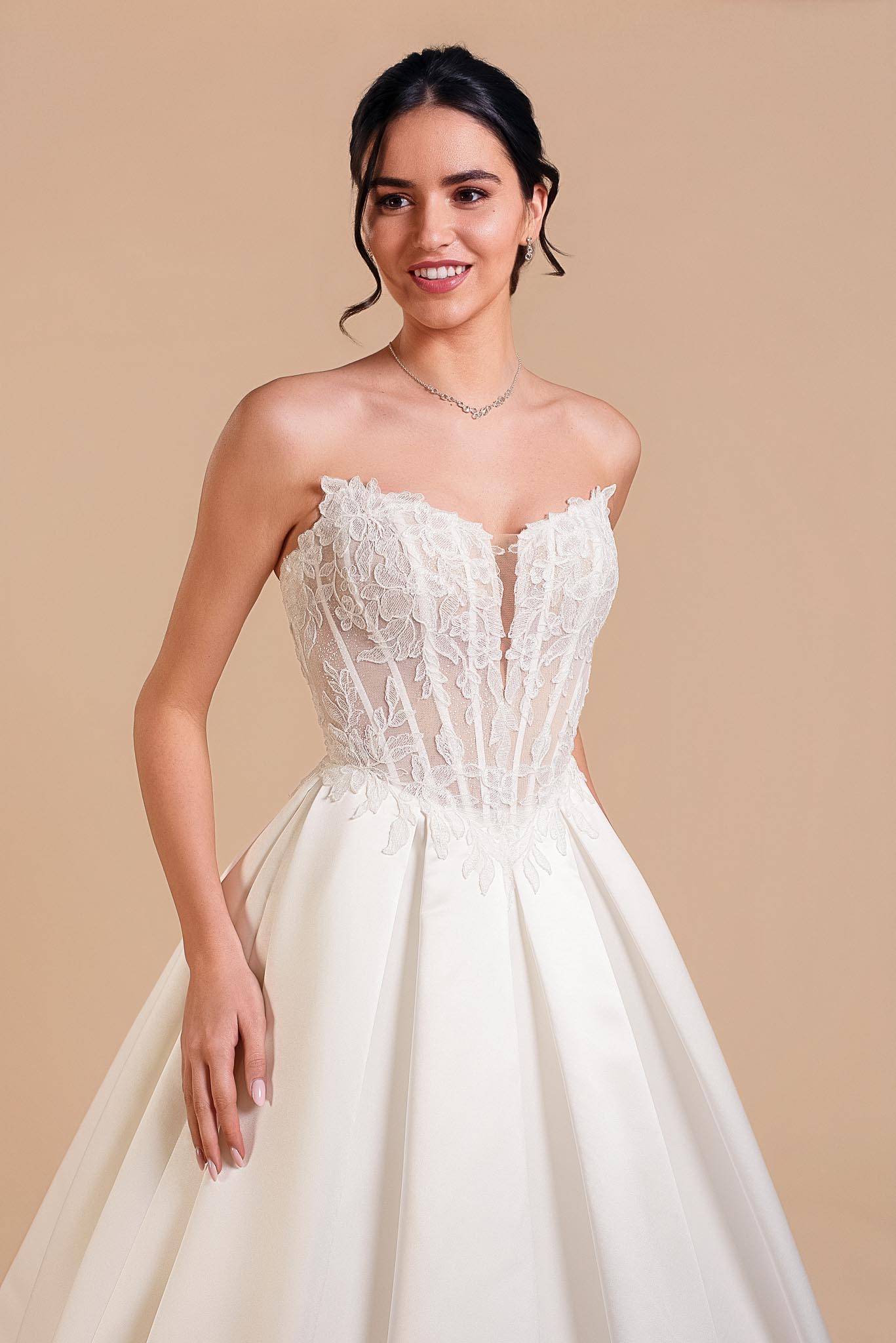 eglantine-idylle-brautkleid-in-ivoire-gr-en-34-68 image 2