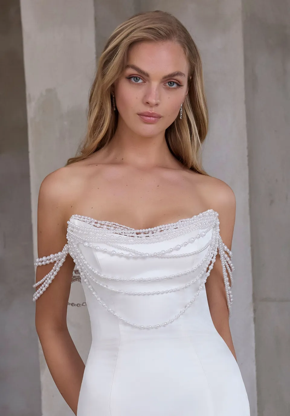 morilee-draped-pearl-neck-and-sleeves-braut-top image 1
