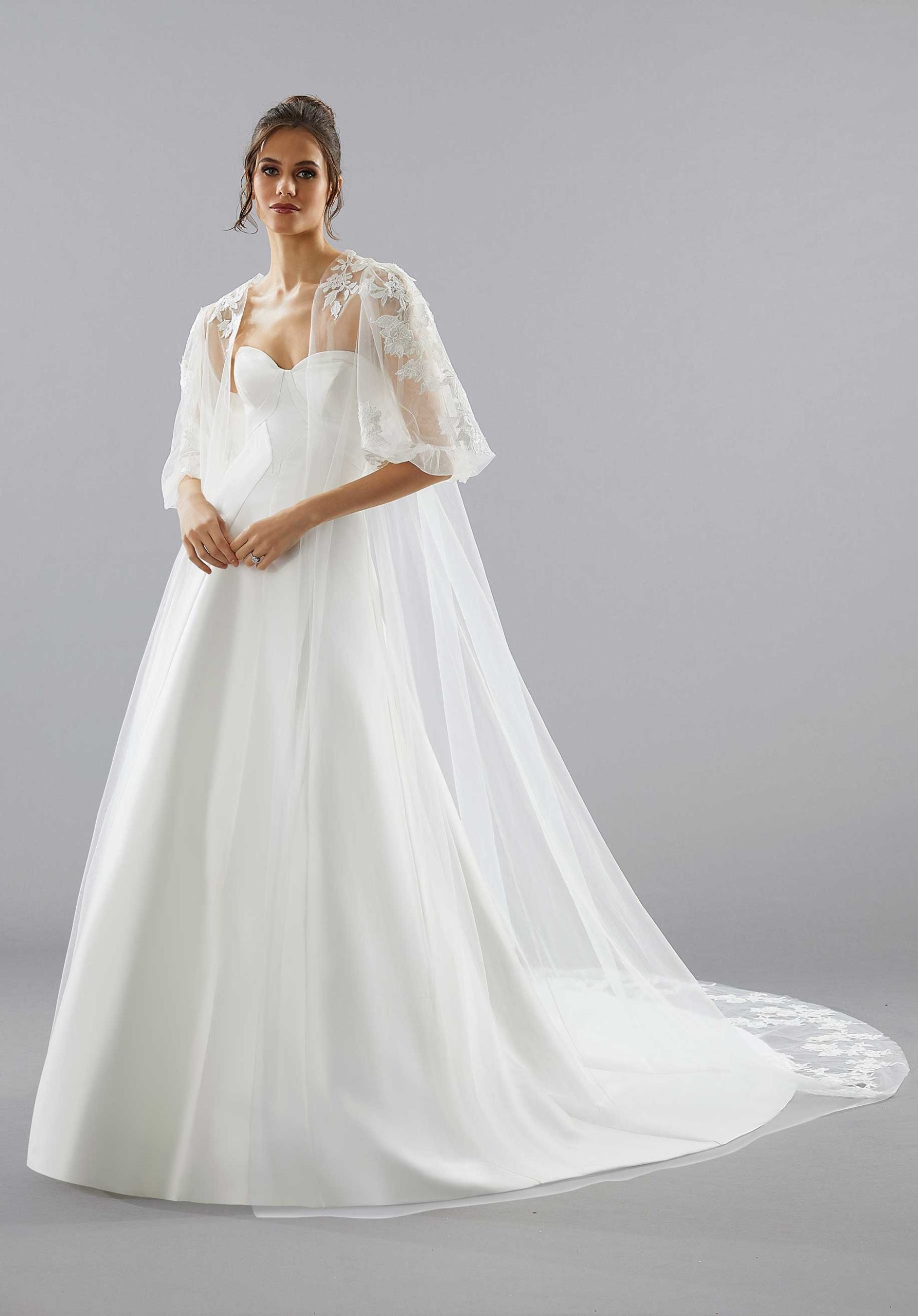 morilee-venice-cape-t-ll-brautcape-mit-spitzenapplikationen image 1