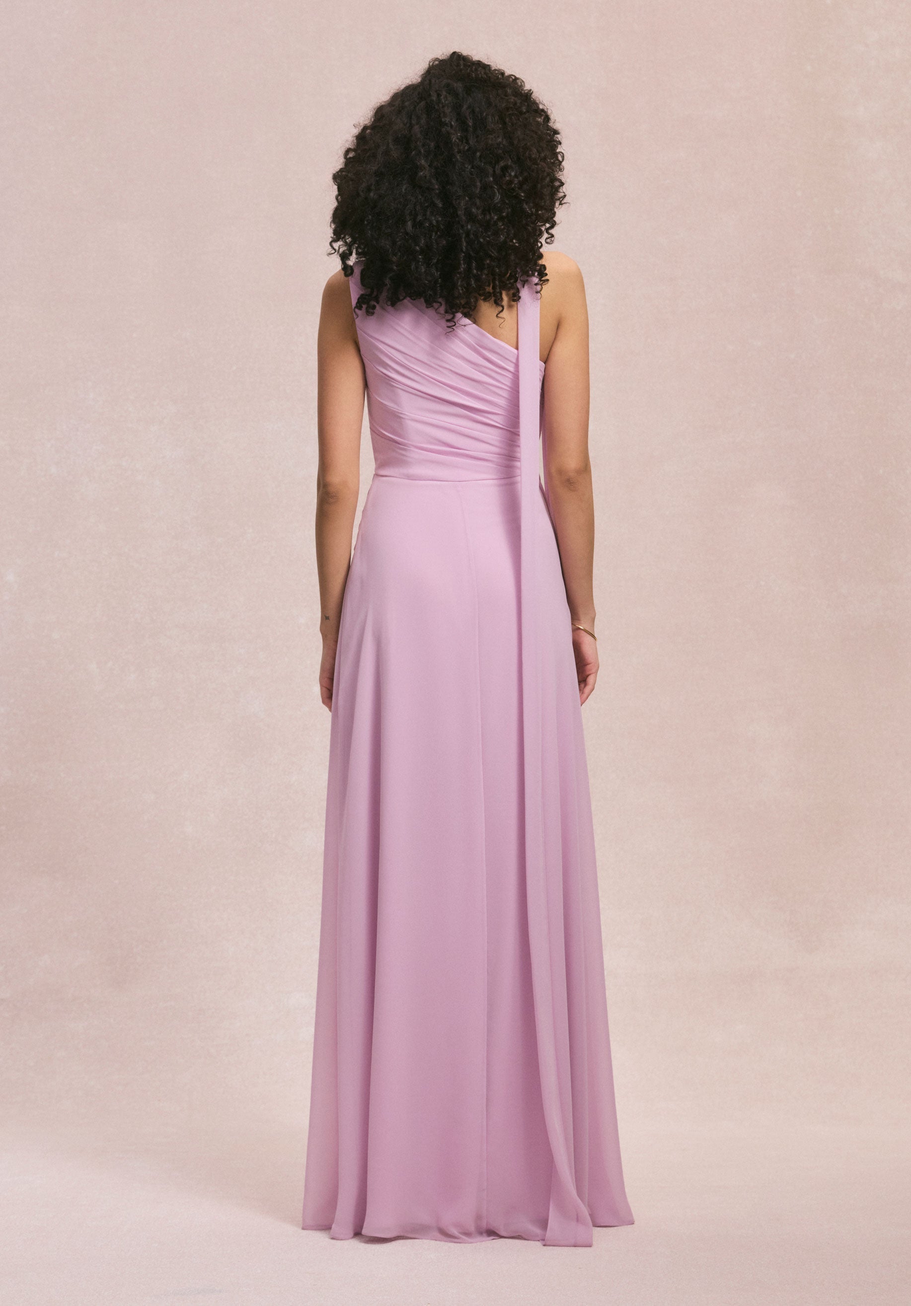 morilee-one-shoulder-chiffon-brautjungfernkleid-mit-schlitz image 6