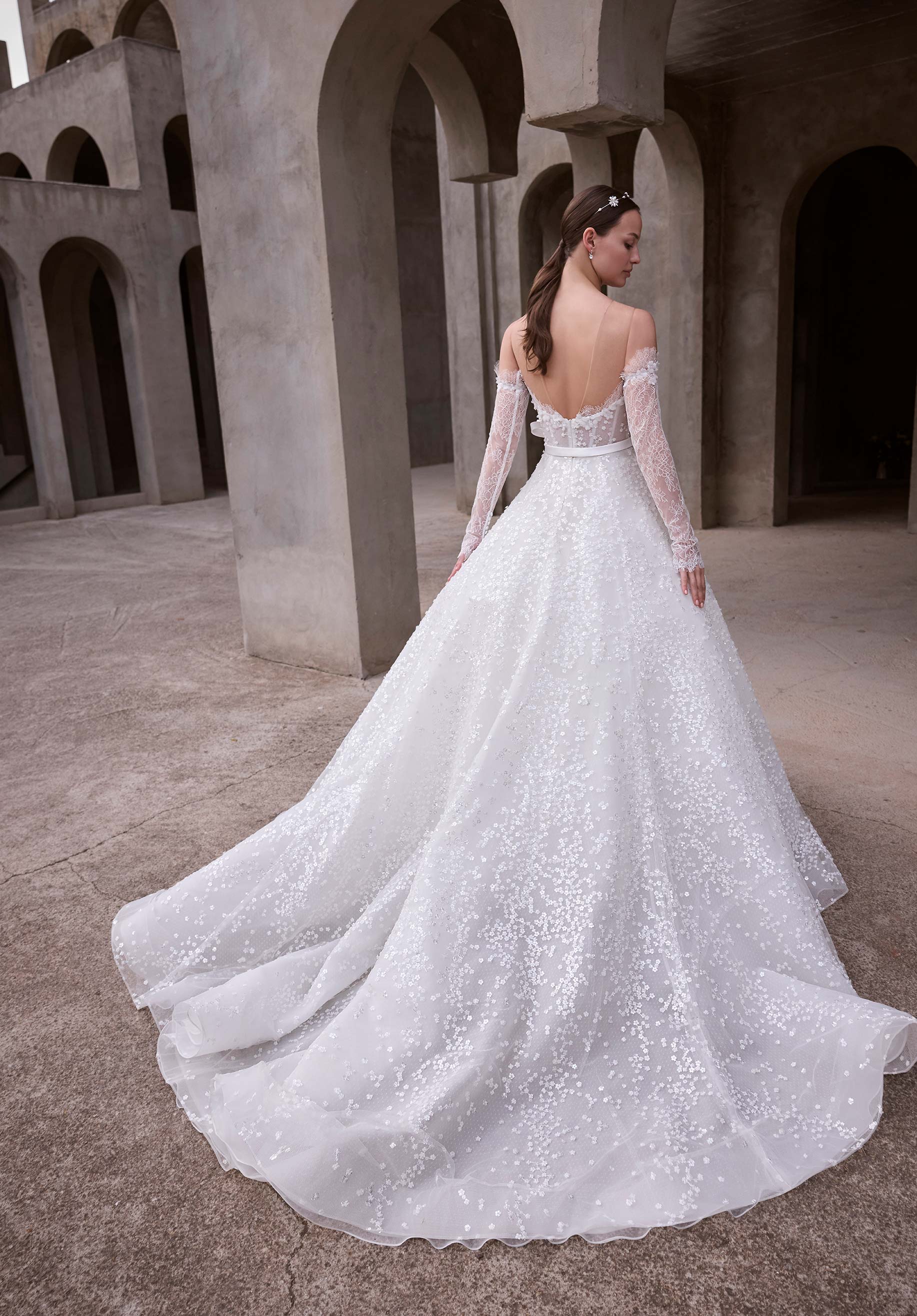 morilee-astraia-brautkleid-ballkleid-aus-t-ll-mit-spitze-und-schleife image 7