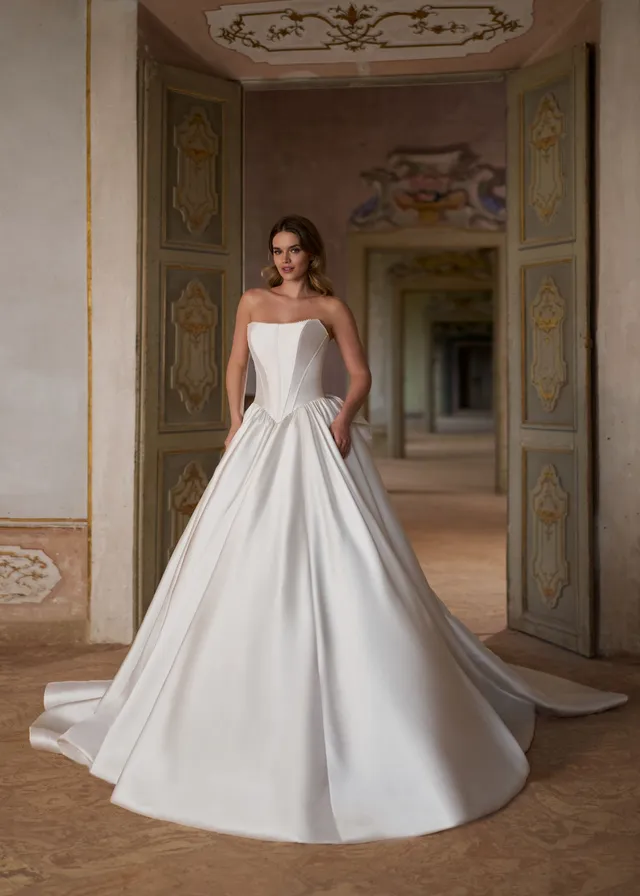 gbs-herve-paris-bridal-nichelle-brautkleid-novel-collection image 1