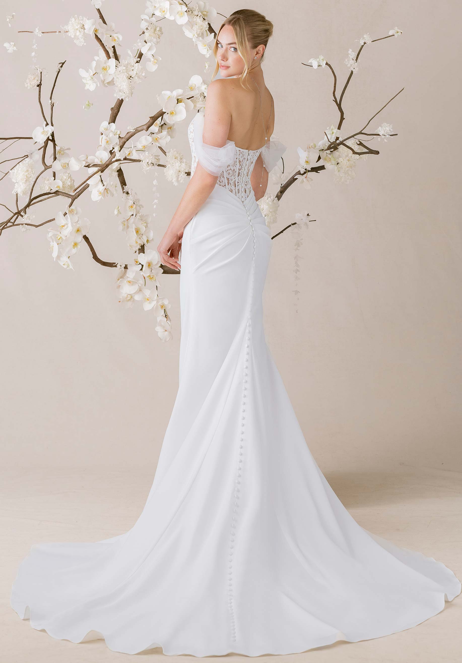 morilee-pli-fit-and-flare-brautkleid image 4
