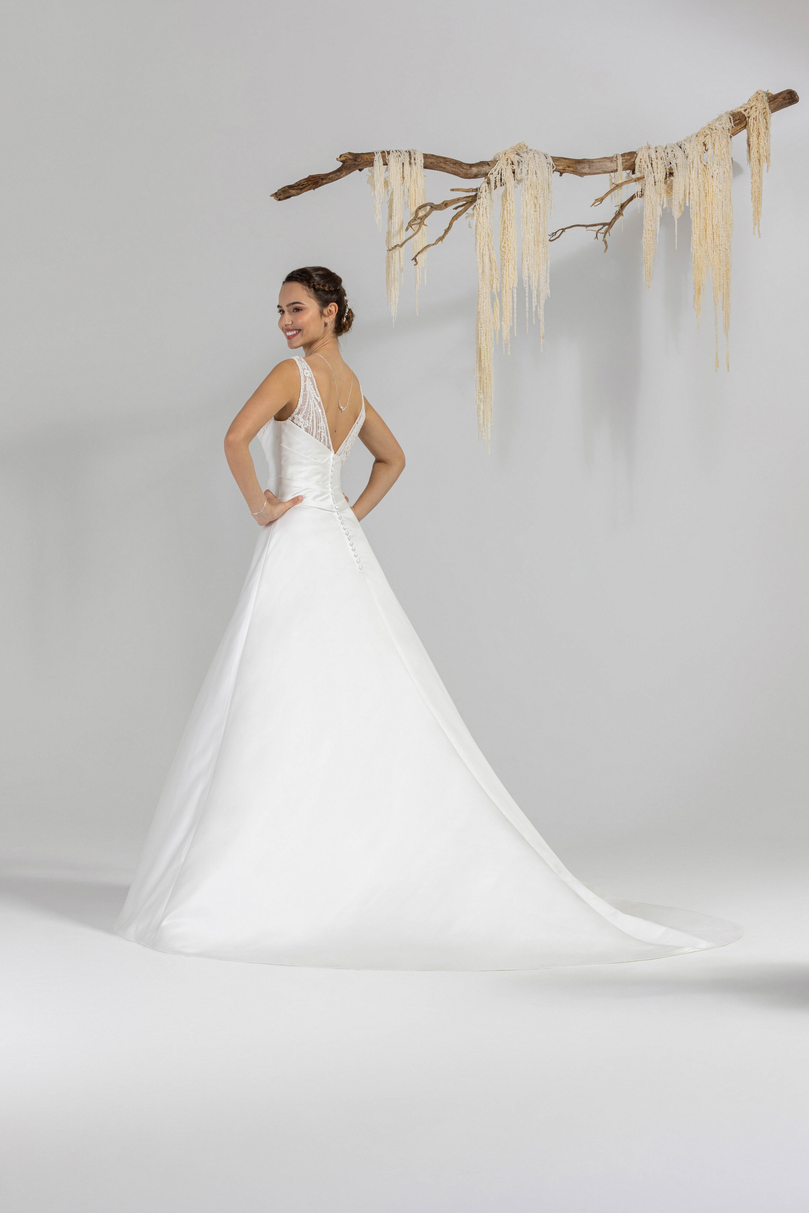 eglantine-leyna-brautkleid-ivoire-gr-34-60 image 3