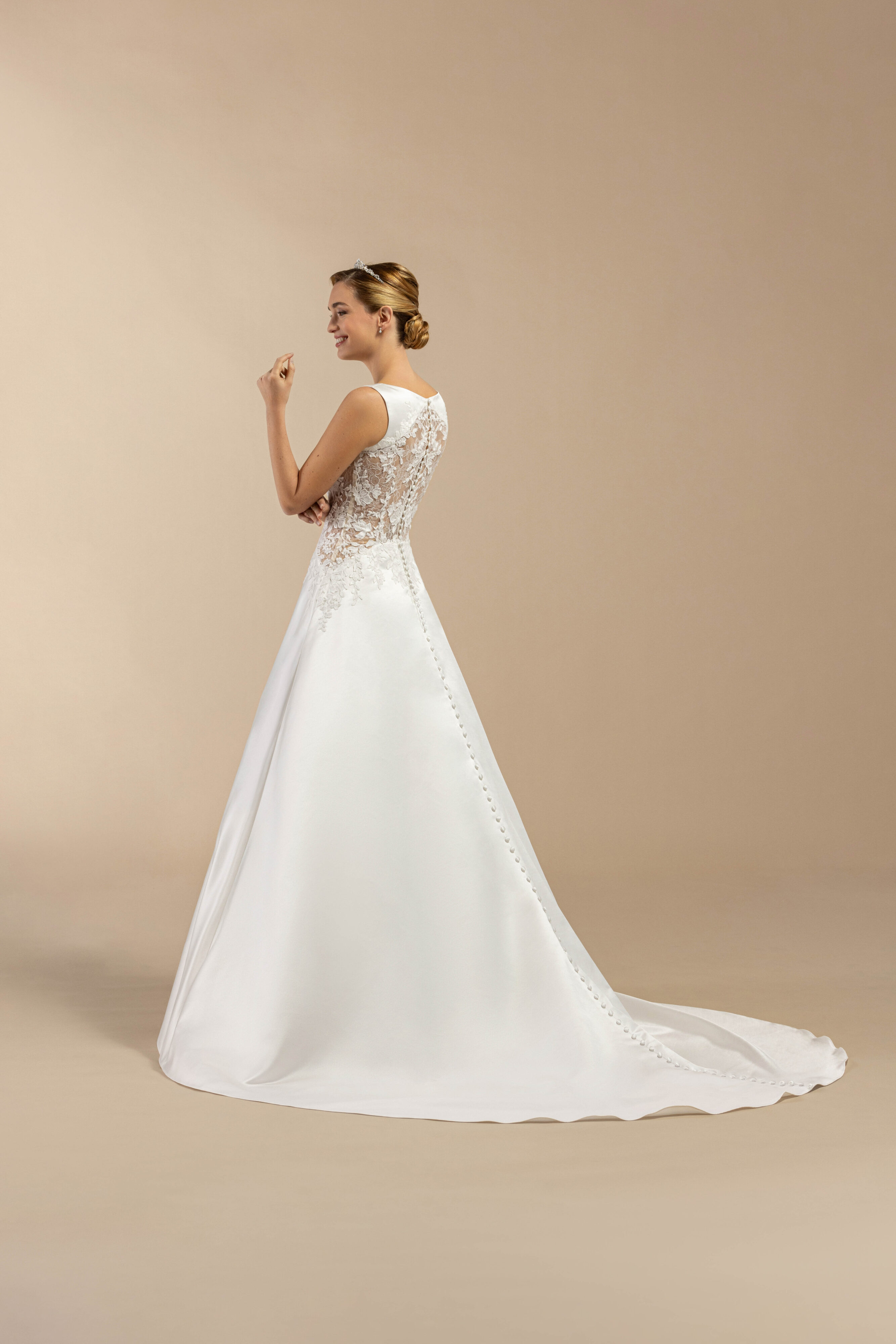 eglantine-beverly-brautkleid-in-ivoire-gr-en-34-58 image 3