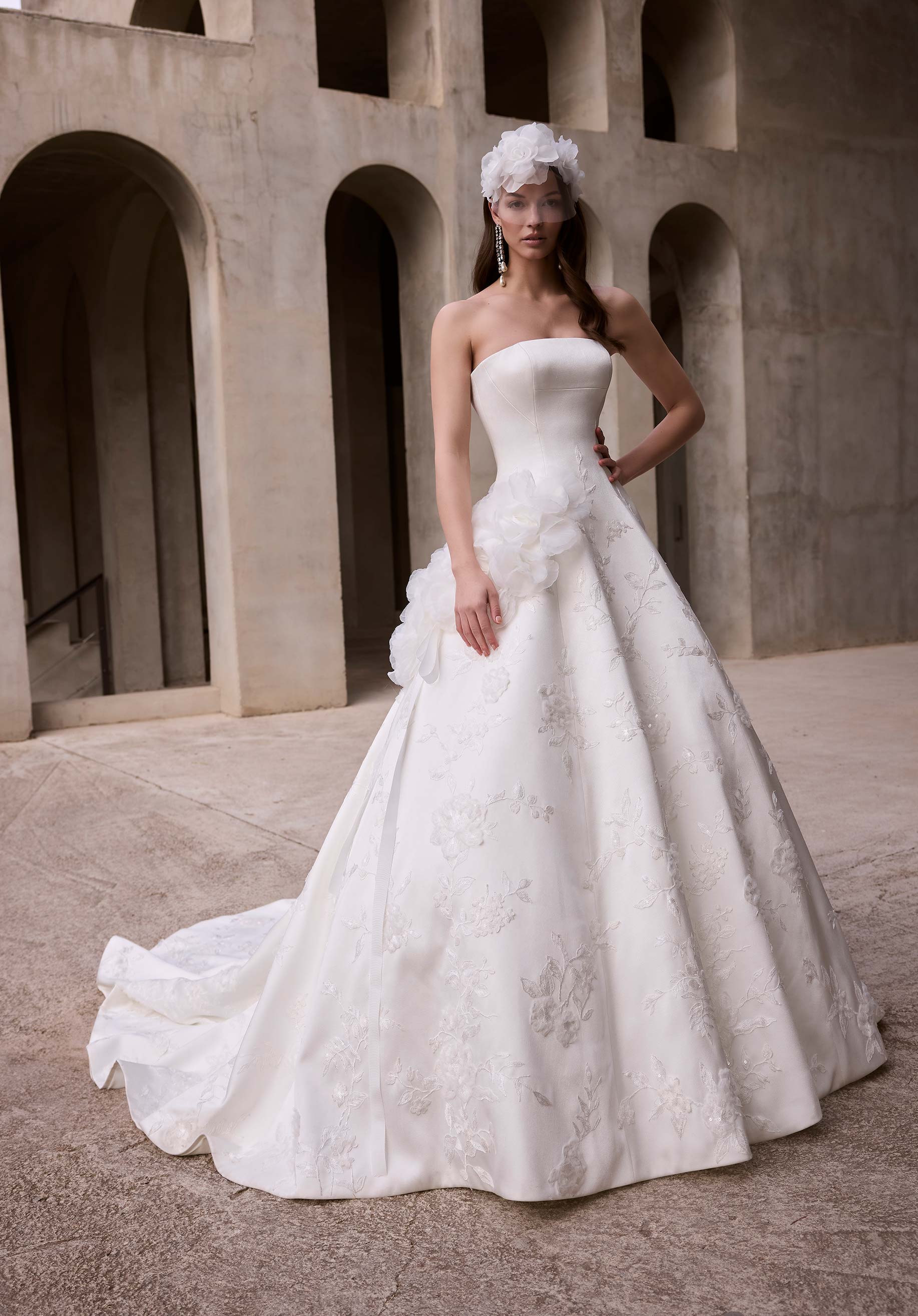morilee-daphira-brautkleid-ballkleid-duchess-satin image 1