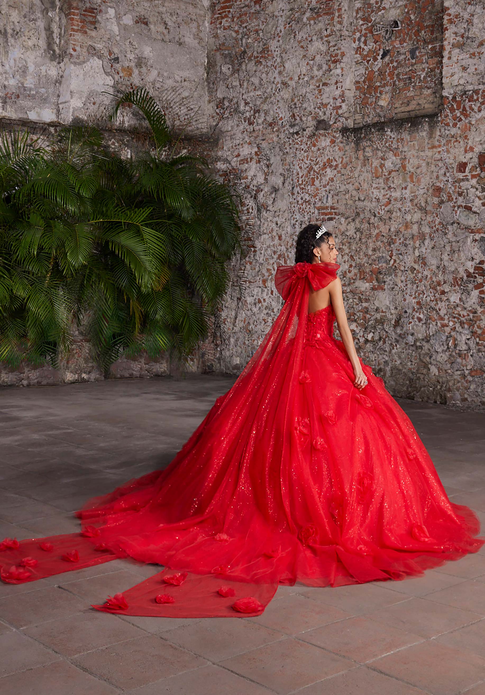 morilee-anastasia-quincea-era-kleid-mit-halter-und-rosetten image 3