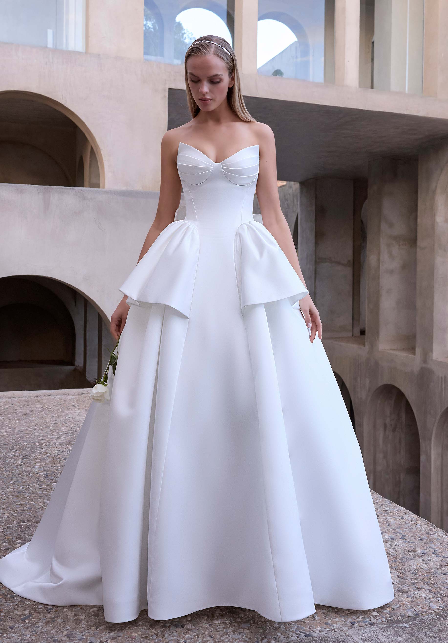 morilee-ariadne-brautkleid-tr-gerlose-satin-a-linie-mit-r-schen-peplum image 2