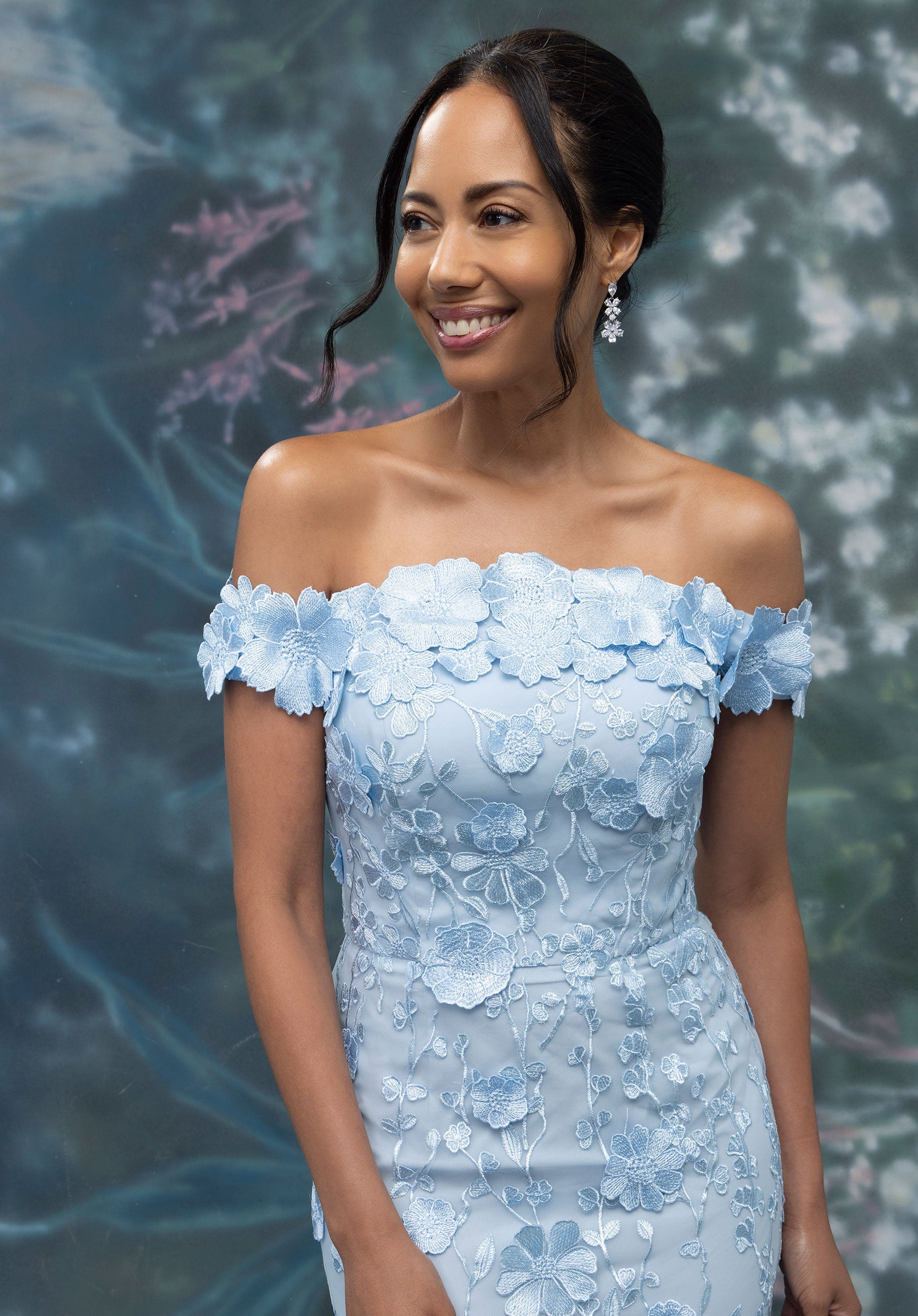 morilee-abendkleid-fit-flare-mit-floraler-threadwork-stickerei-off-shoulder image 2