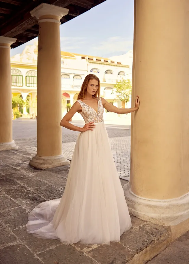 gbs-herve-paris-bridal-lola-za-brautkleid-libre-collection image 1