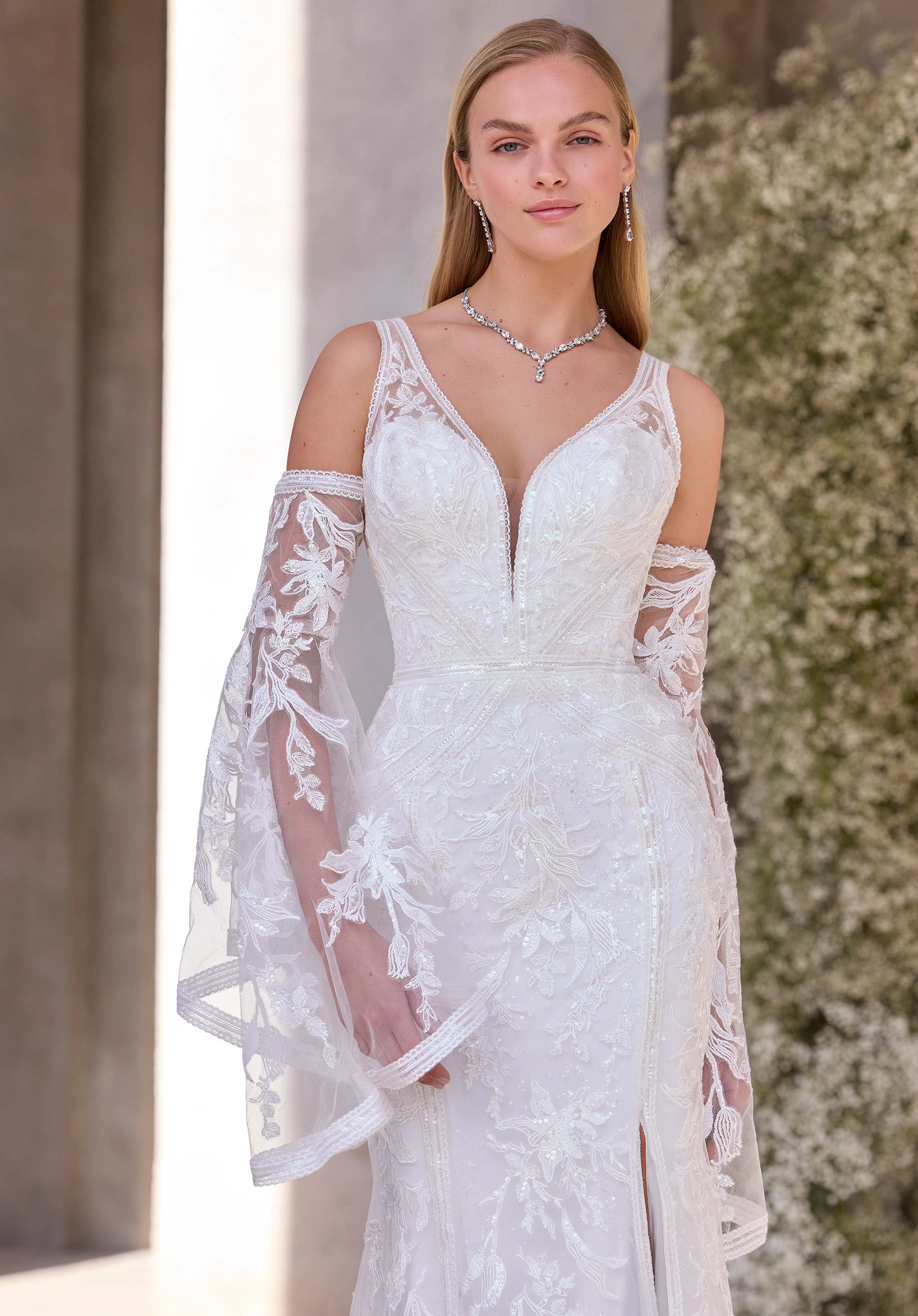 morilee-tem-brautkleid-mit-v-ausschnitt-und-abnehmbaren-bell-rmeln image 4