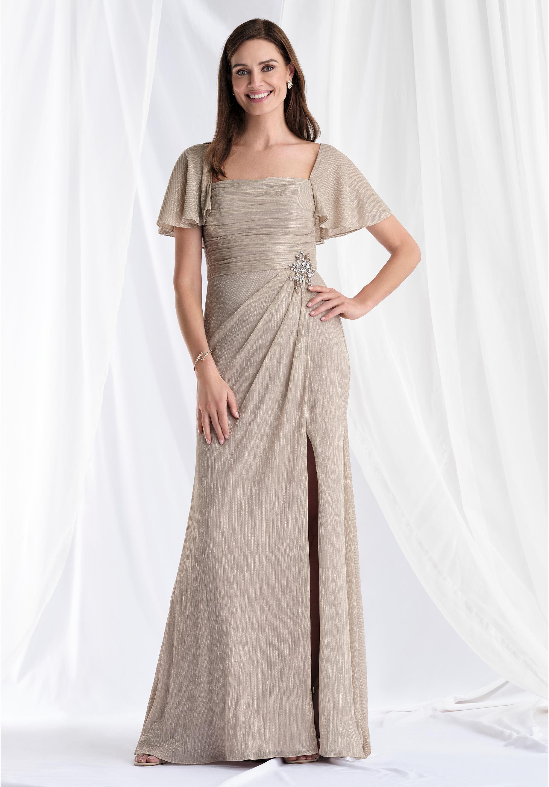 morilee-metallic-strick-abendkleid-drapiert-schlitz image 2