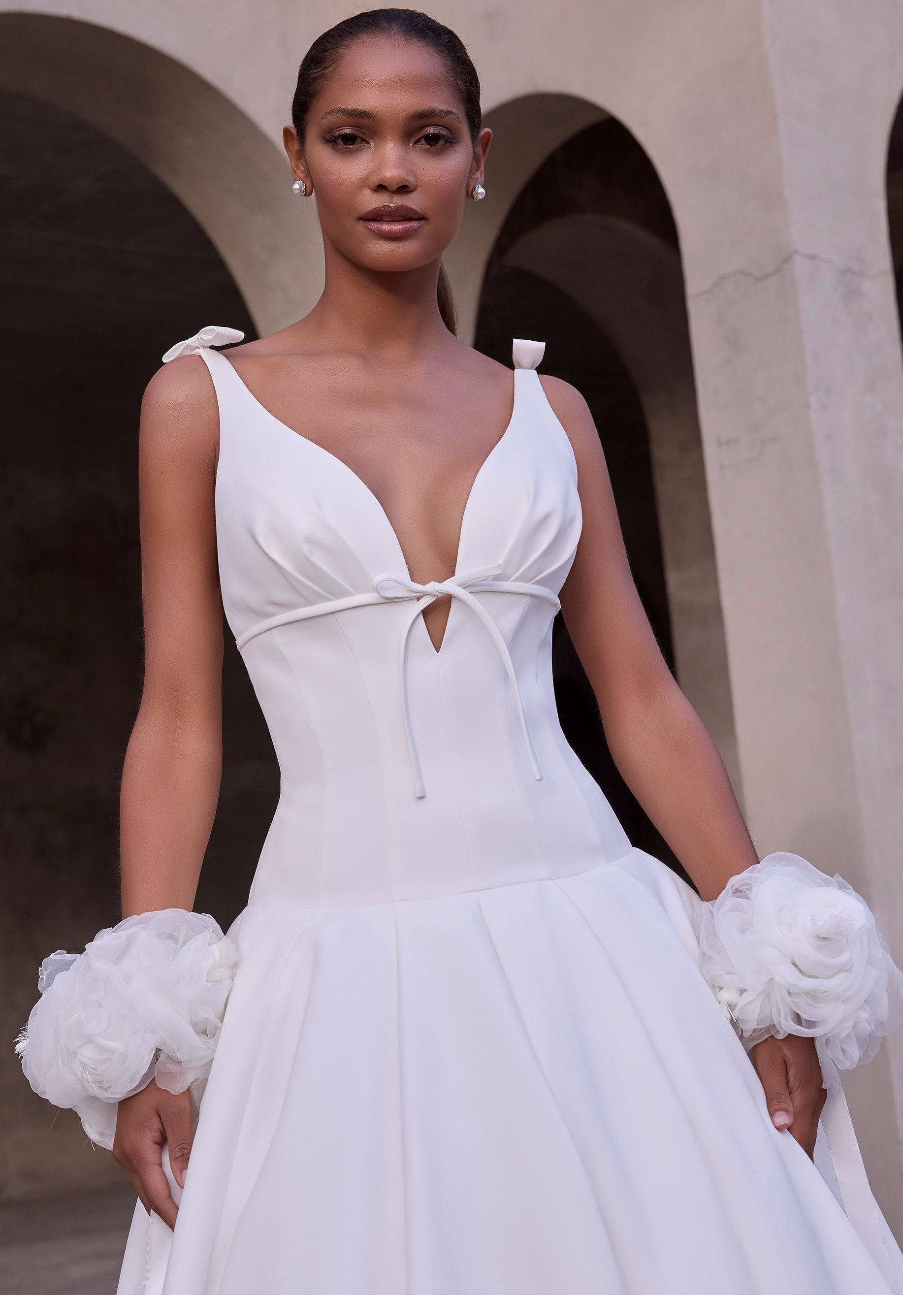 morilee-rosetten-corsage-mit-satinb-ndern image 1