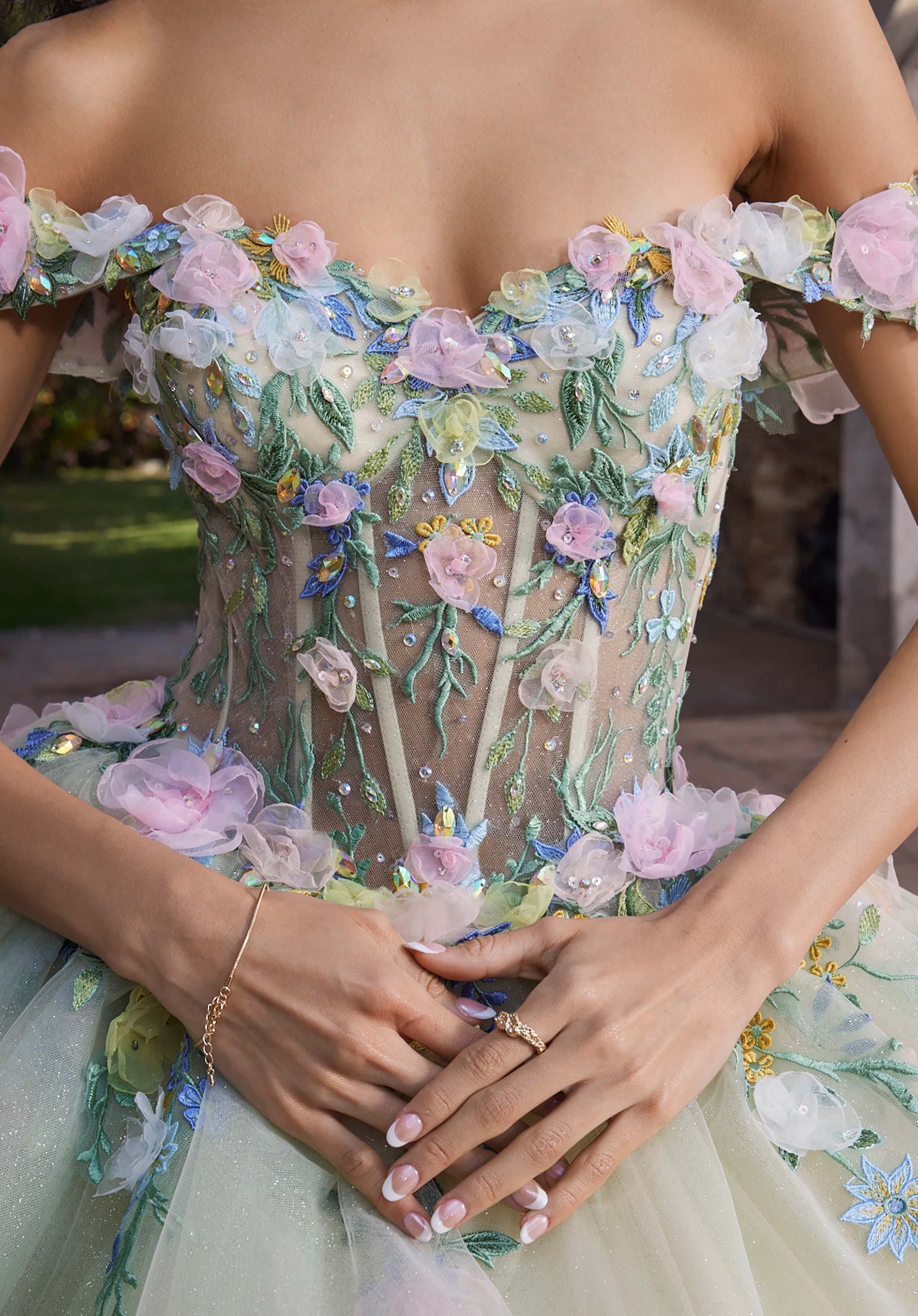 morilee-vizcaya-aurora-quincea-era-kleid-mit-korsett image 3