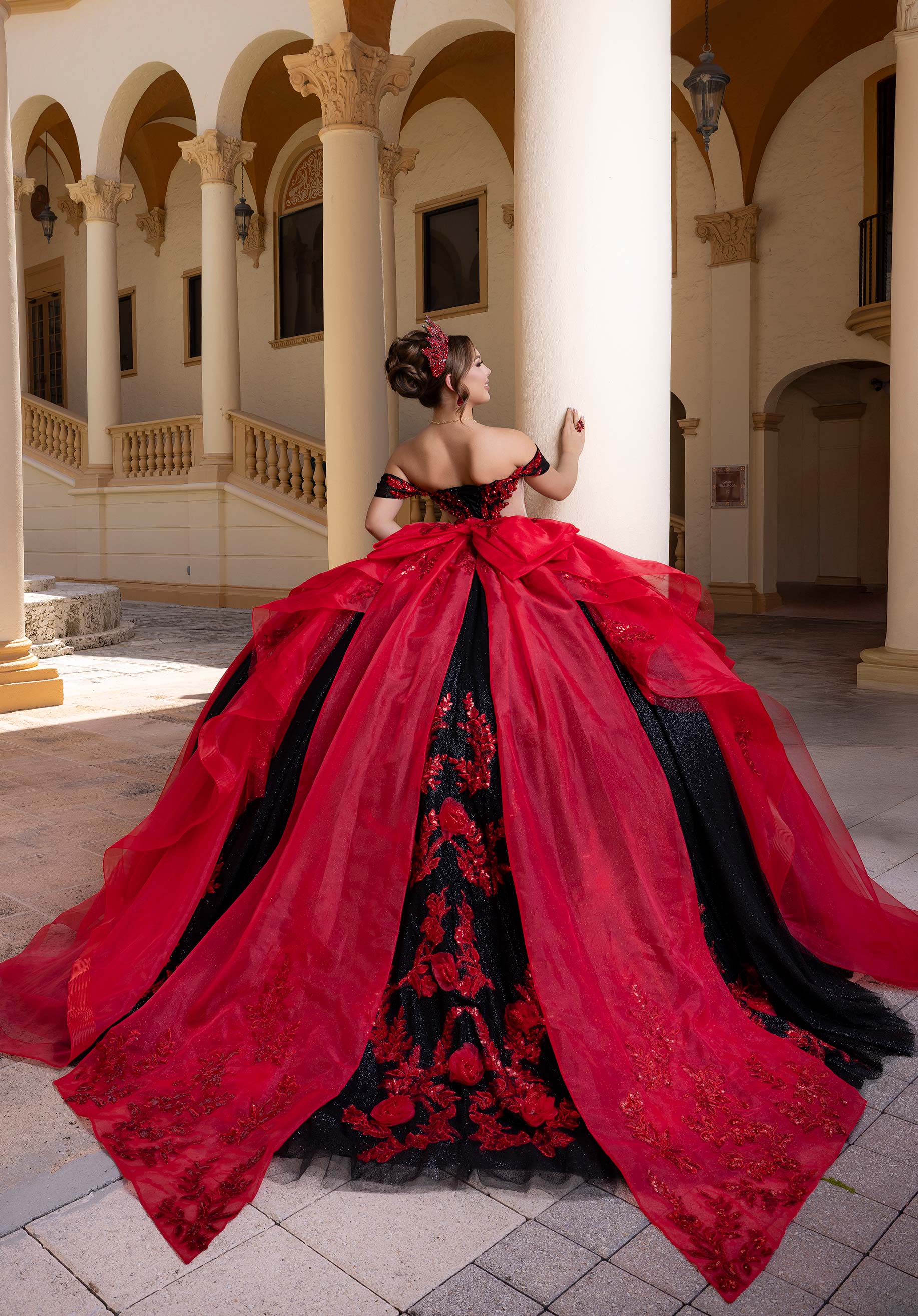 morilee-vizcaya-beatriz-quincea-era-kleid-2-in-1-mit-berrock image 4