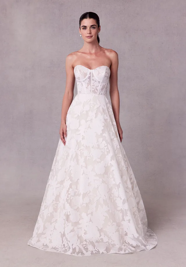 morilee-saige-ballkleid-brautkleid-aus-burnout-organza image 1