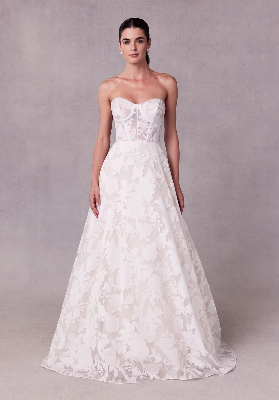morilee-saige-ballkleid-brautkleid-aus-burnout-organza image 1