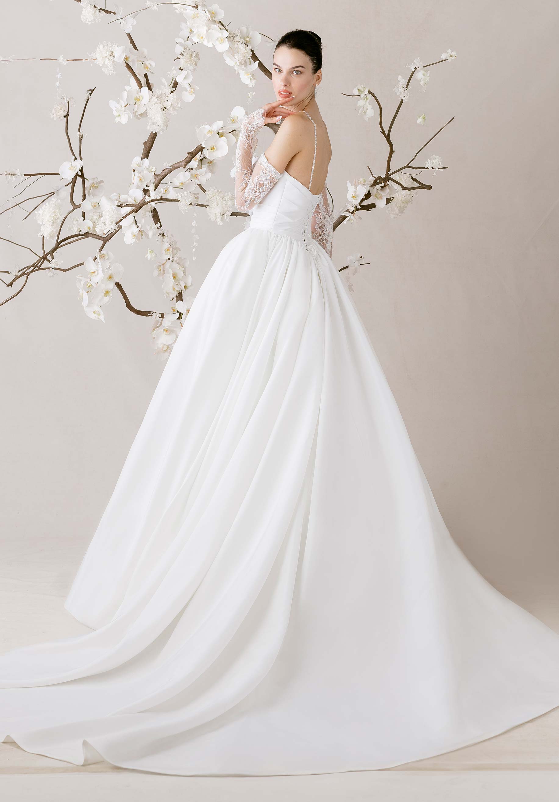 morilee-lev-brautkleid-ballkleid-mit-korsett-schn-rung image 5