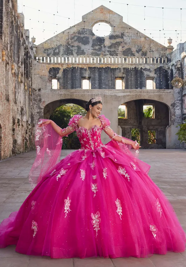 morilee-vizcaya-andrea-quincea-era-ballkleid-schmetterling image 1
