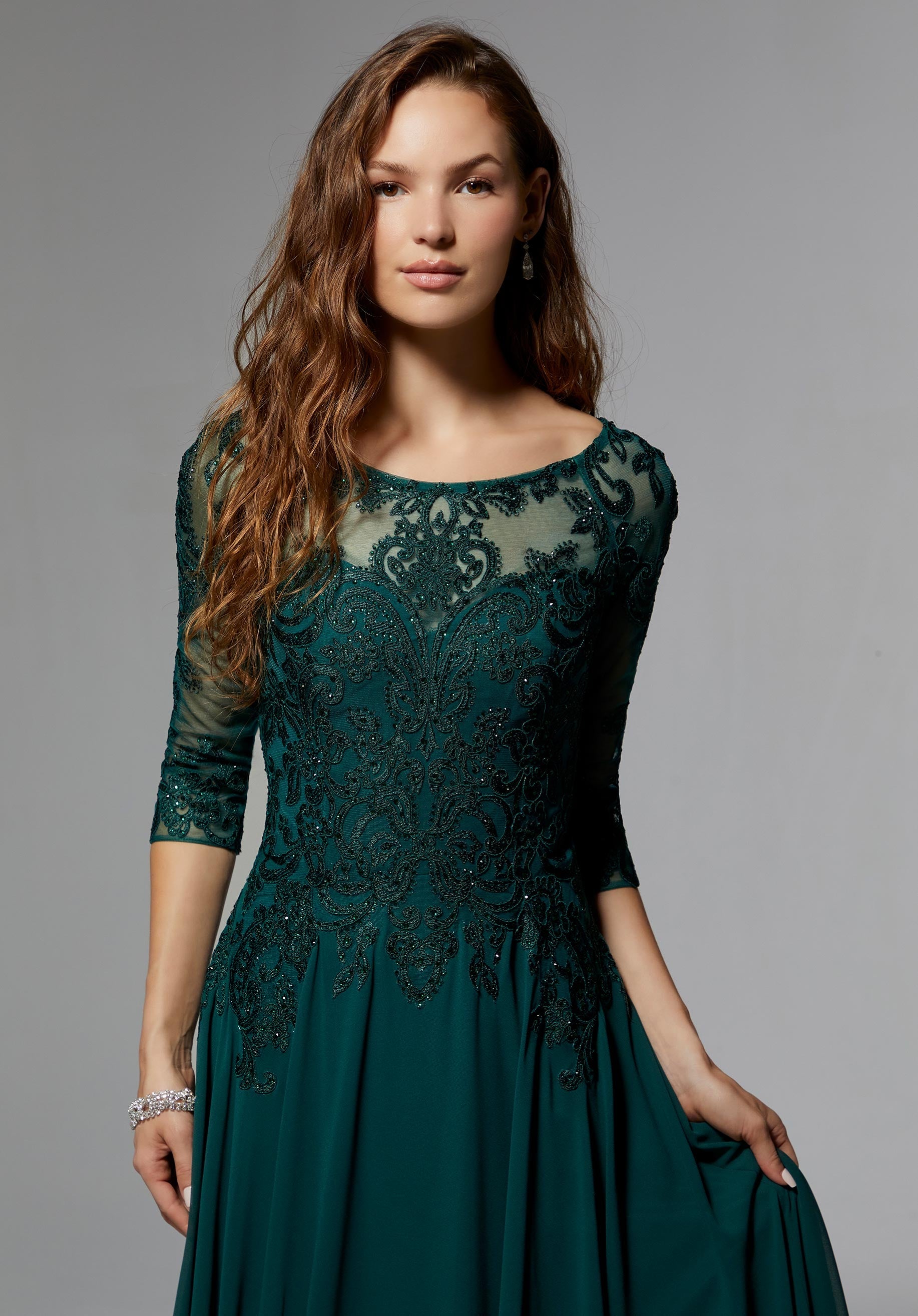 morilee-mother-of-the-occasion-kleid-chiffon-mit-perlen-und-3-4-arm image 5