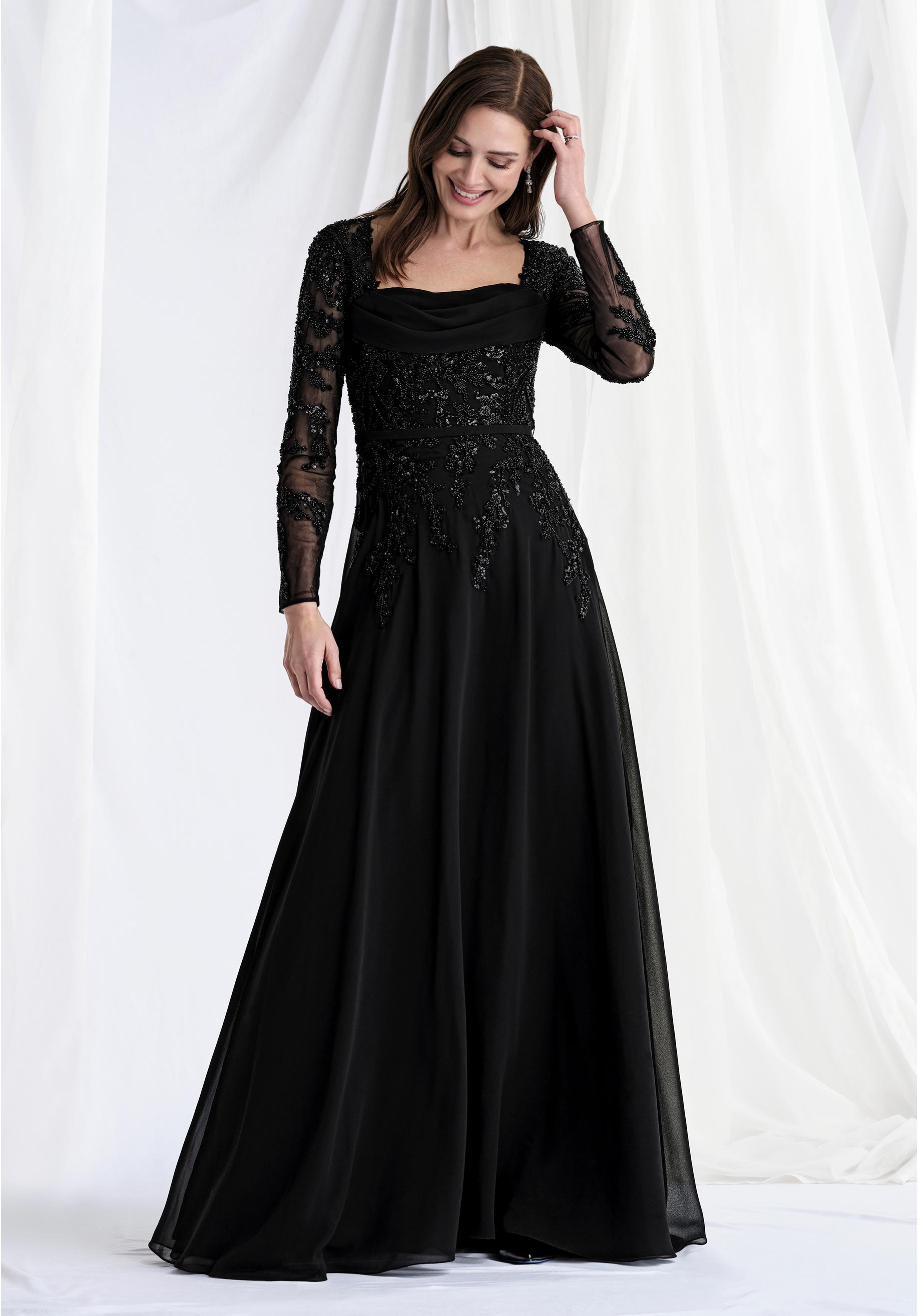 morilee-abendkleid-langarm-chiffon-a-linie-mit-perlen-und-g-rtel image 1
