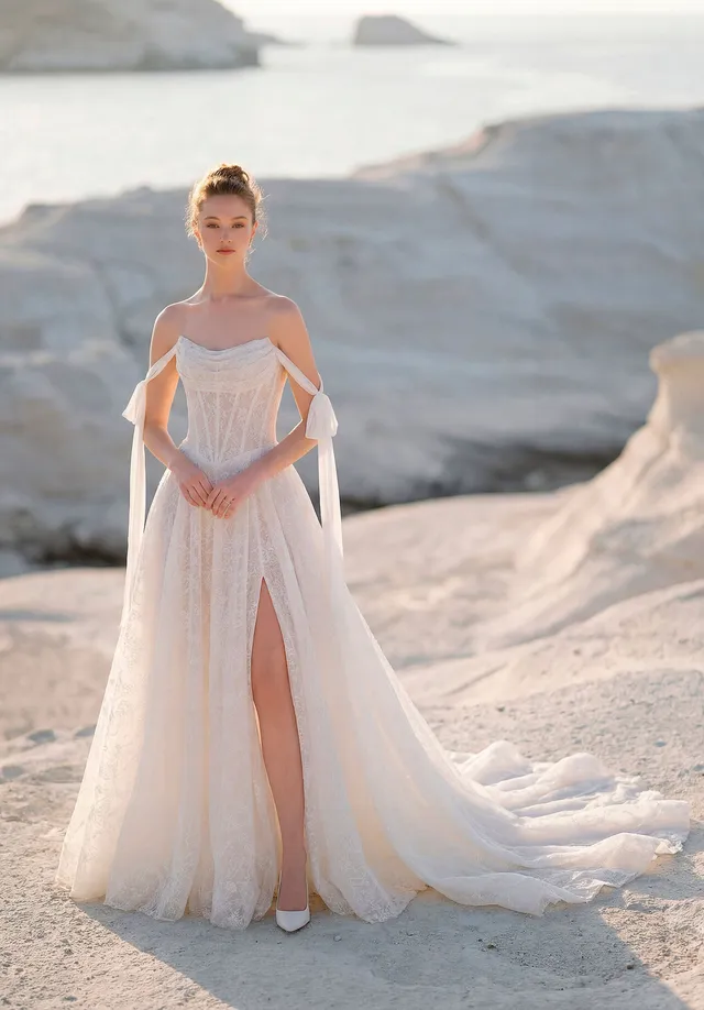 morilee-therese-brautkleid-a-linie-chantilly-spitze-mit-korsett image 1