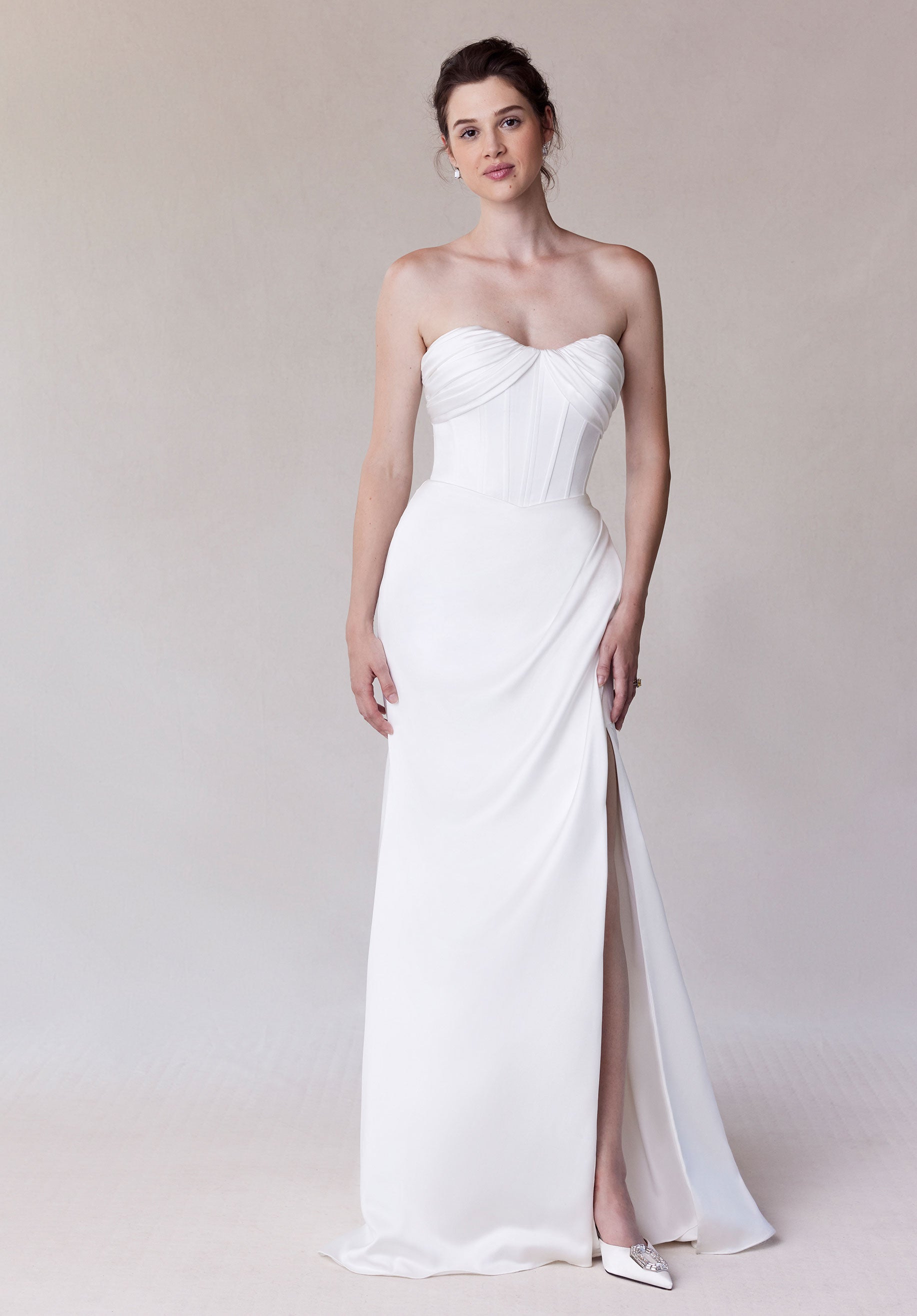 morilee-sherie-stretch-satin-brautkleid-mit-schlitz-und-abnehm-rmeln image 3