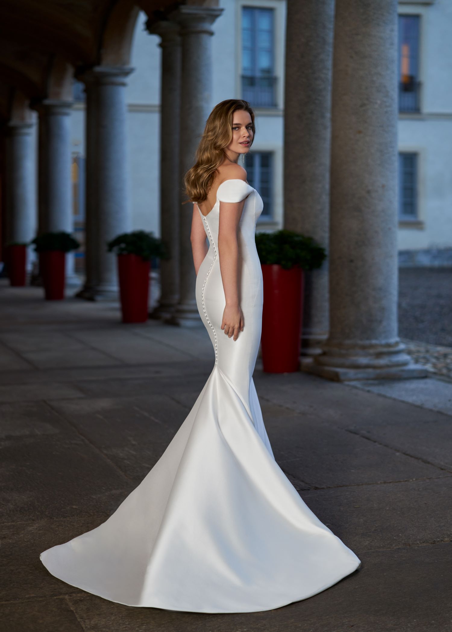 gbs-herve-paris-bridal-navy-braut-festliche-komplettgarderobe image 2