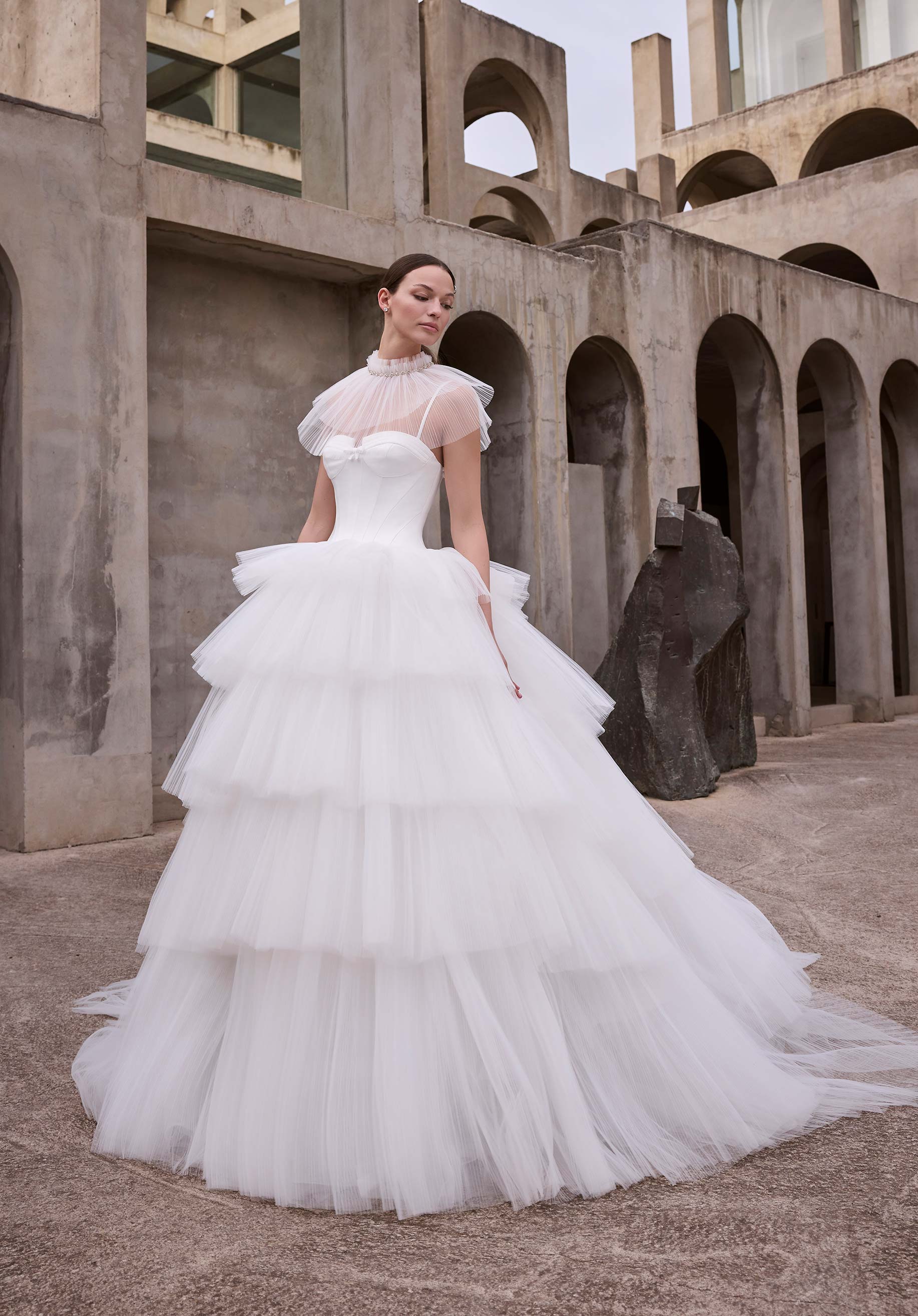 morilee-danae-brautkleid-duchess-satin-mit-t-llrock image 1