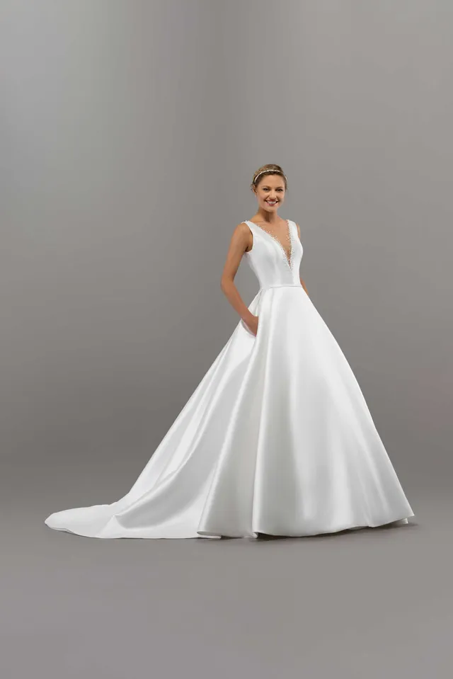 eglantine-fresque-brautkleid-ivory-wei-mit-r-ckenkn-pfen image 1