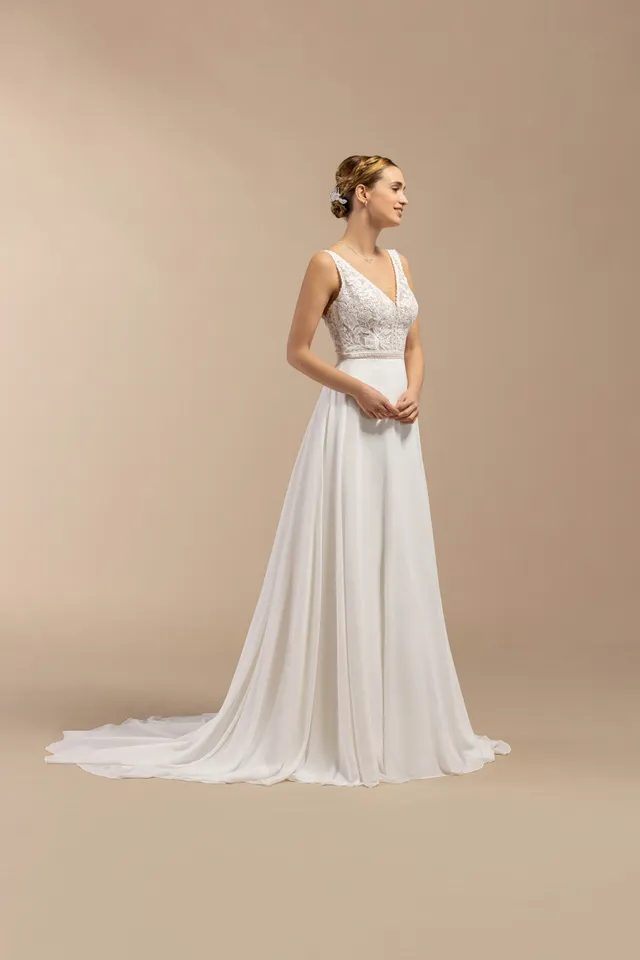 eglantine-bastia-brautkleid-in-ivoire-gr-34-62 image 1