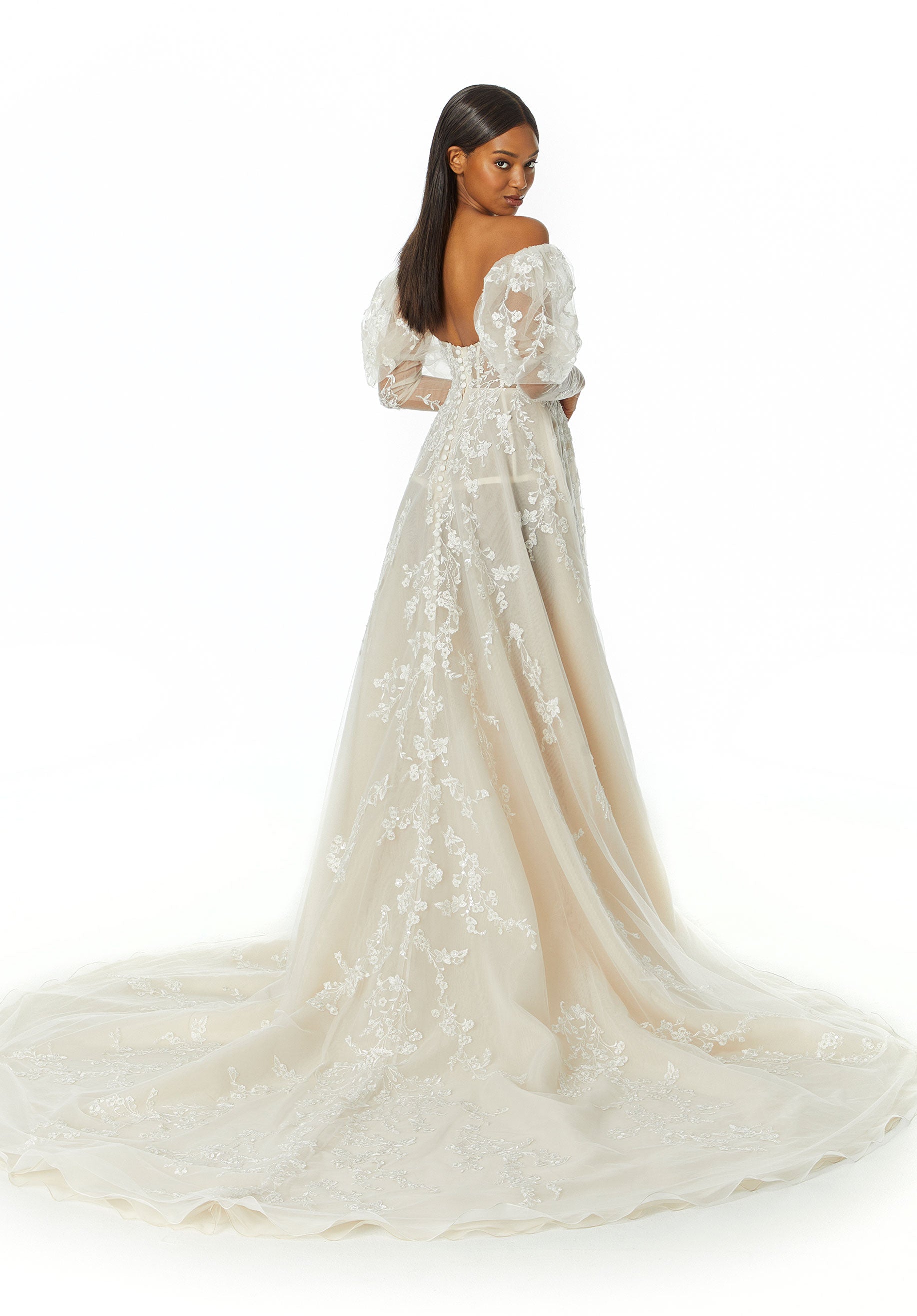 morilee-aurora-brautkleid-festliche-komplettgarderobe image 4