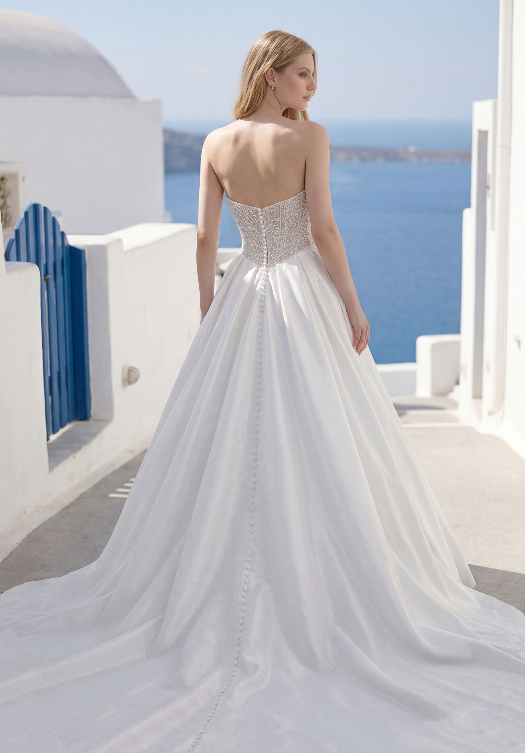 morilee-tazelle-brautkleid-mit-perlen-und-mikado-rock image 2