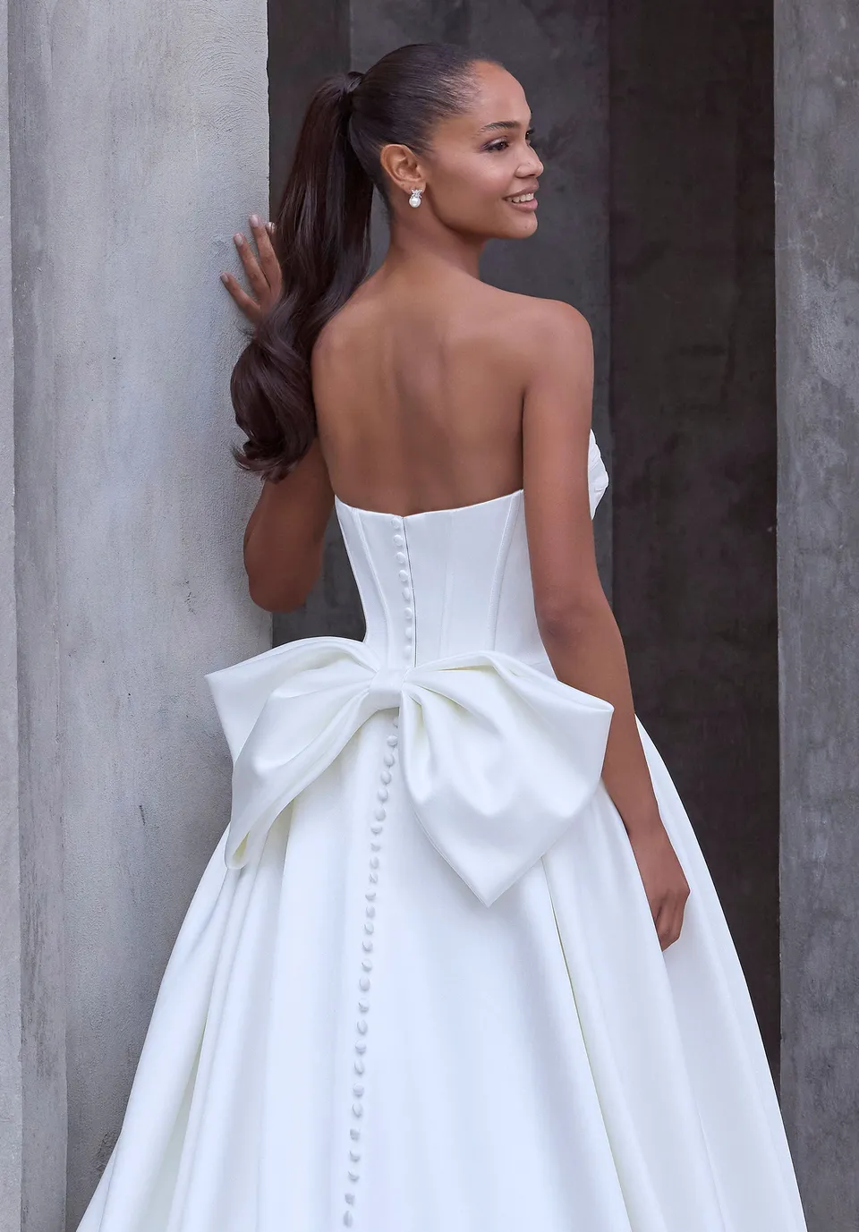 morilee-satin-mikado-back-bow-brautkleid image 1