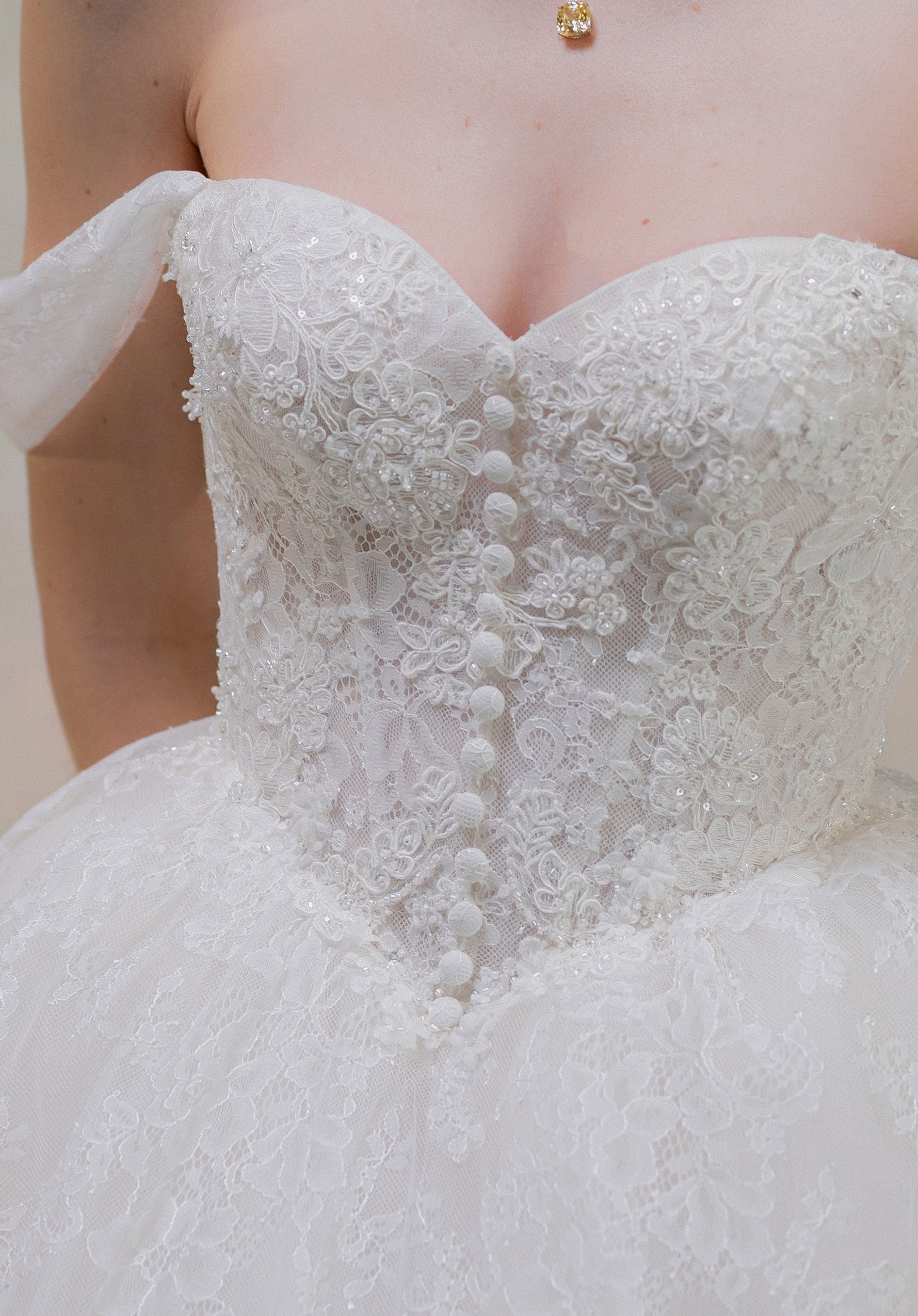 morilee-t-ll-brautkleid-mit-abnehmbaren-rmeln image 4