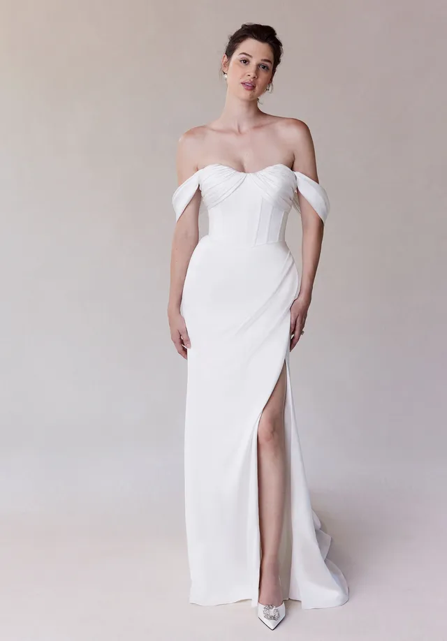 morilee-sherie-stretch-satin-brautkleid-mit-schlitz-und-abnehm-rmeln image 1