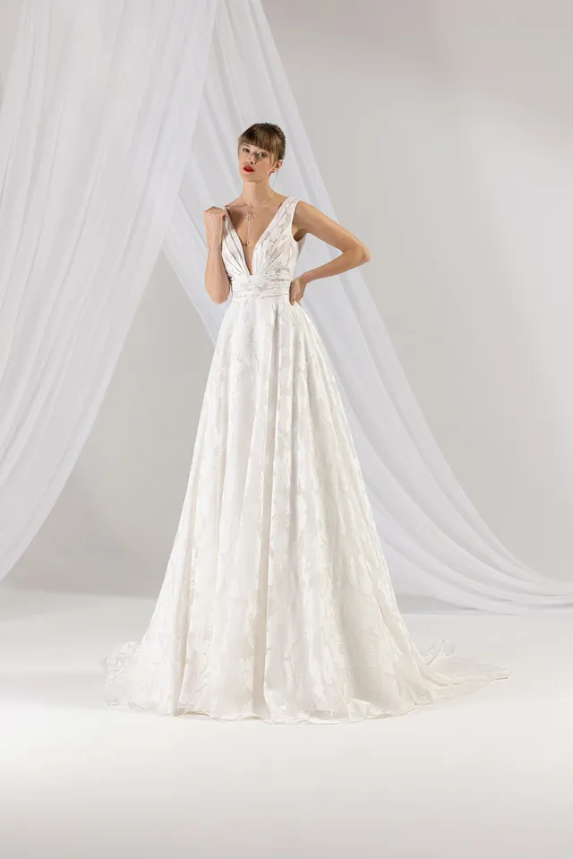 atelier-d-eglantine-july-brautkleid-in-ivoire image 1