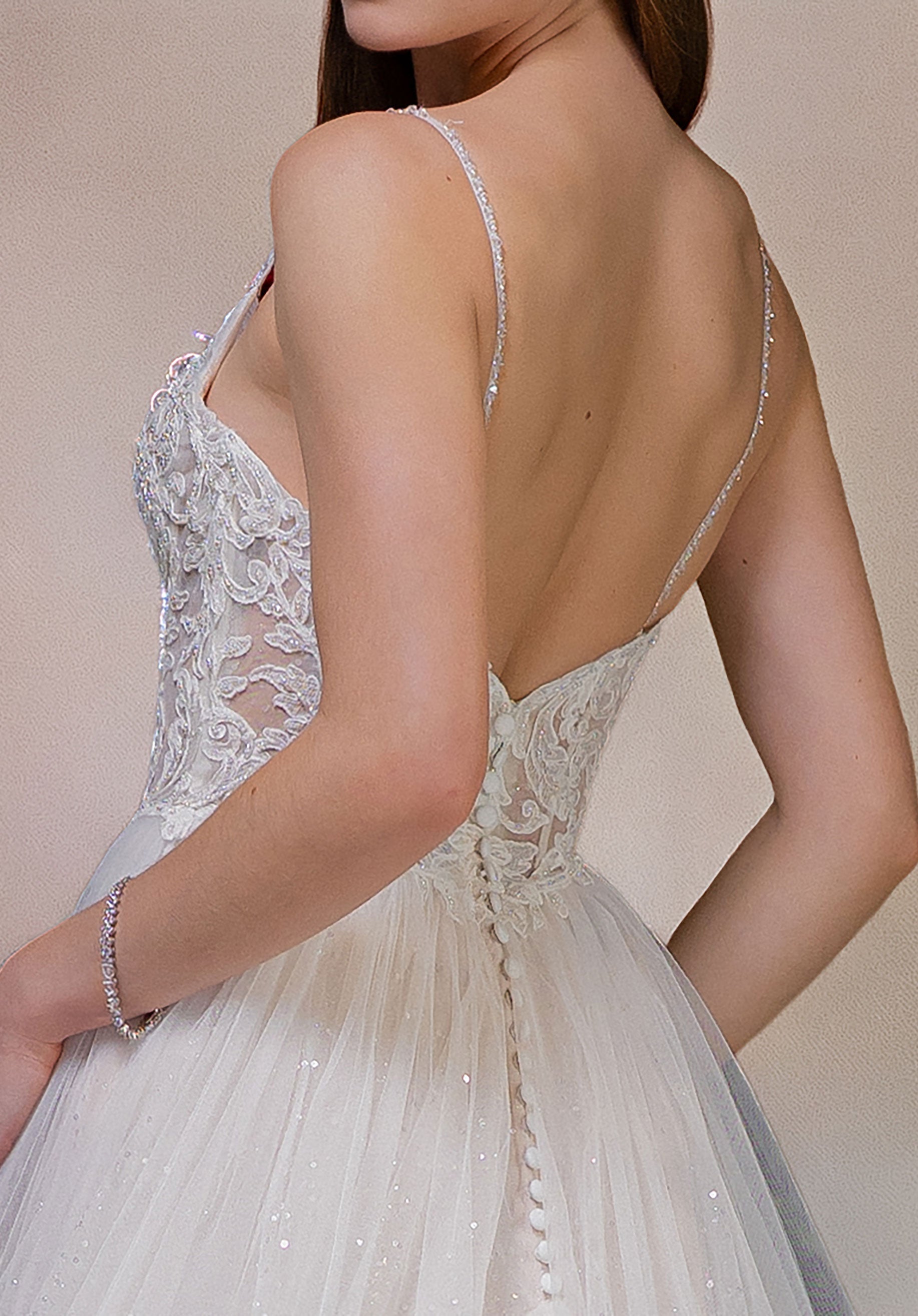 morilee-toscana-brautkleid-mit-glitzer-t-ll-und-basque-taille image 3