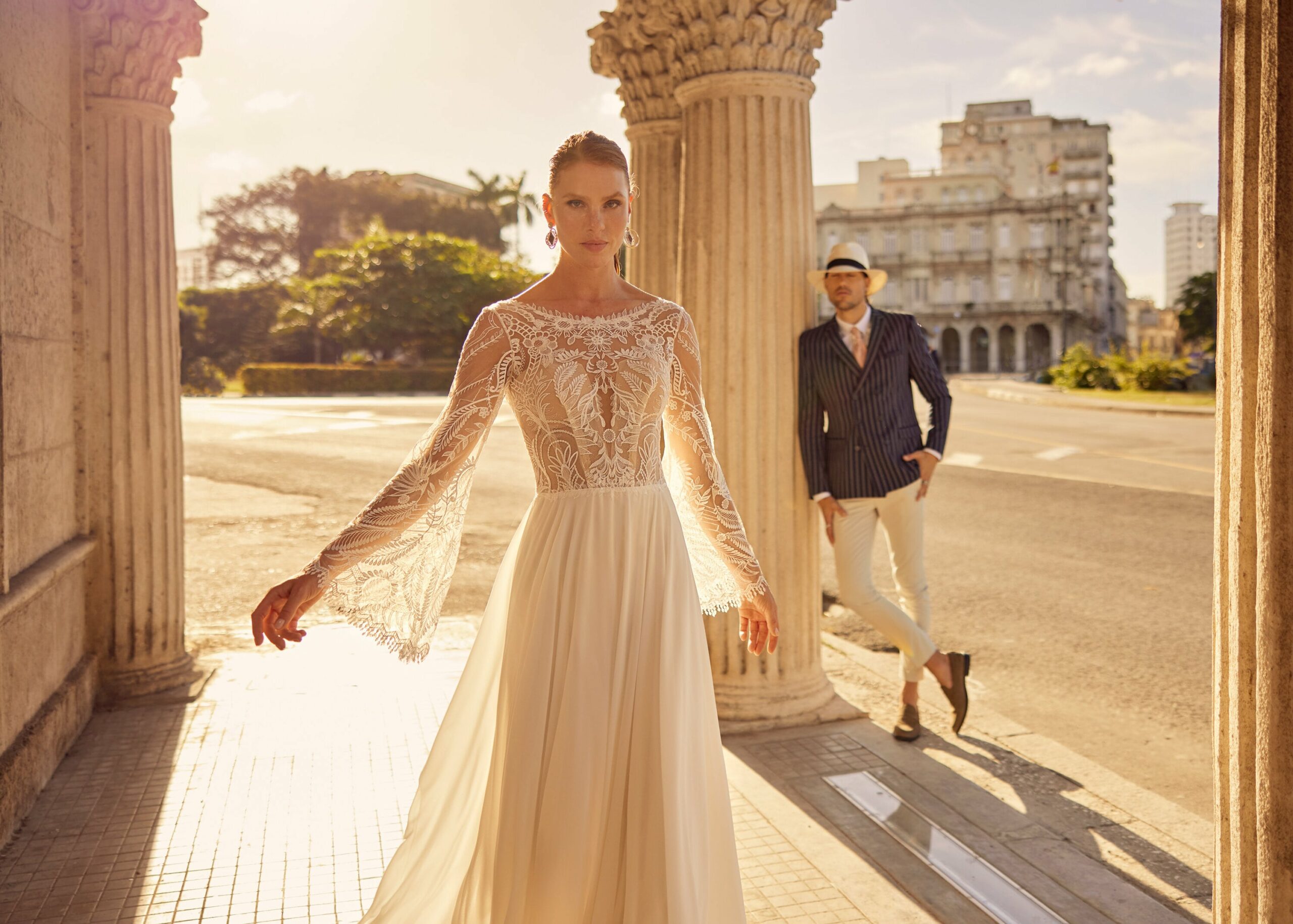 gbs-herve-paris-bridal-leaf-brautkleid-libre-collection-festliche-komplettgarder image 4