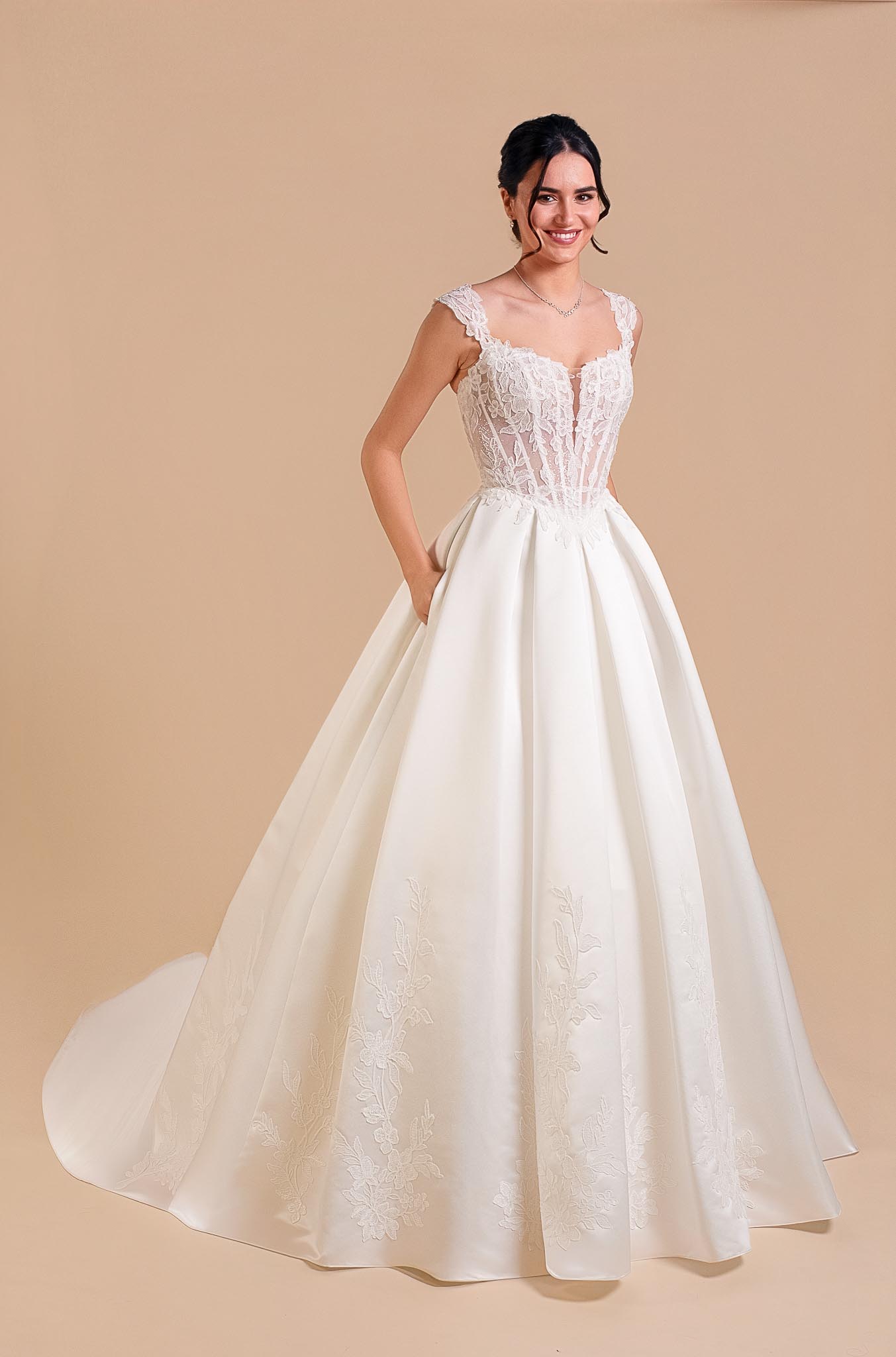 eglantine-idylle-brautkleid-in-ivoire-gr-en-34-68 image 1