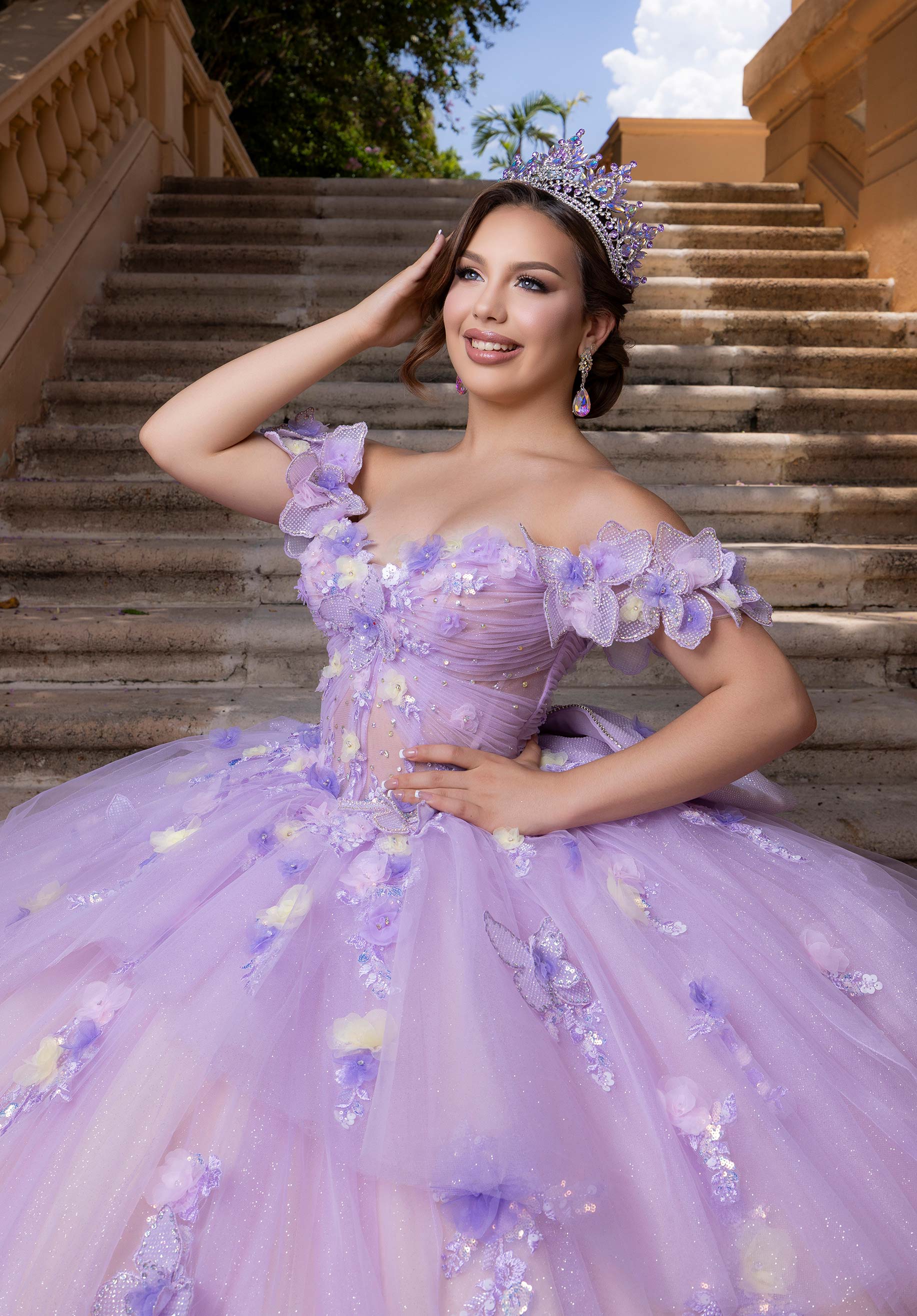 morilee-vizcaya-berenice-quincea-era-ballkleid-mit-schmetterlingen-und-schleife image 2