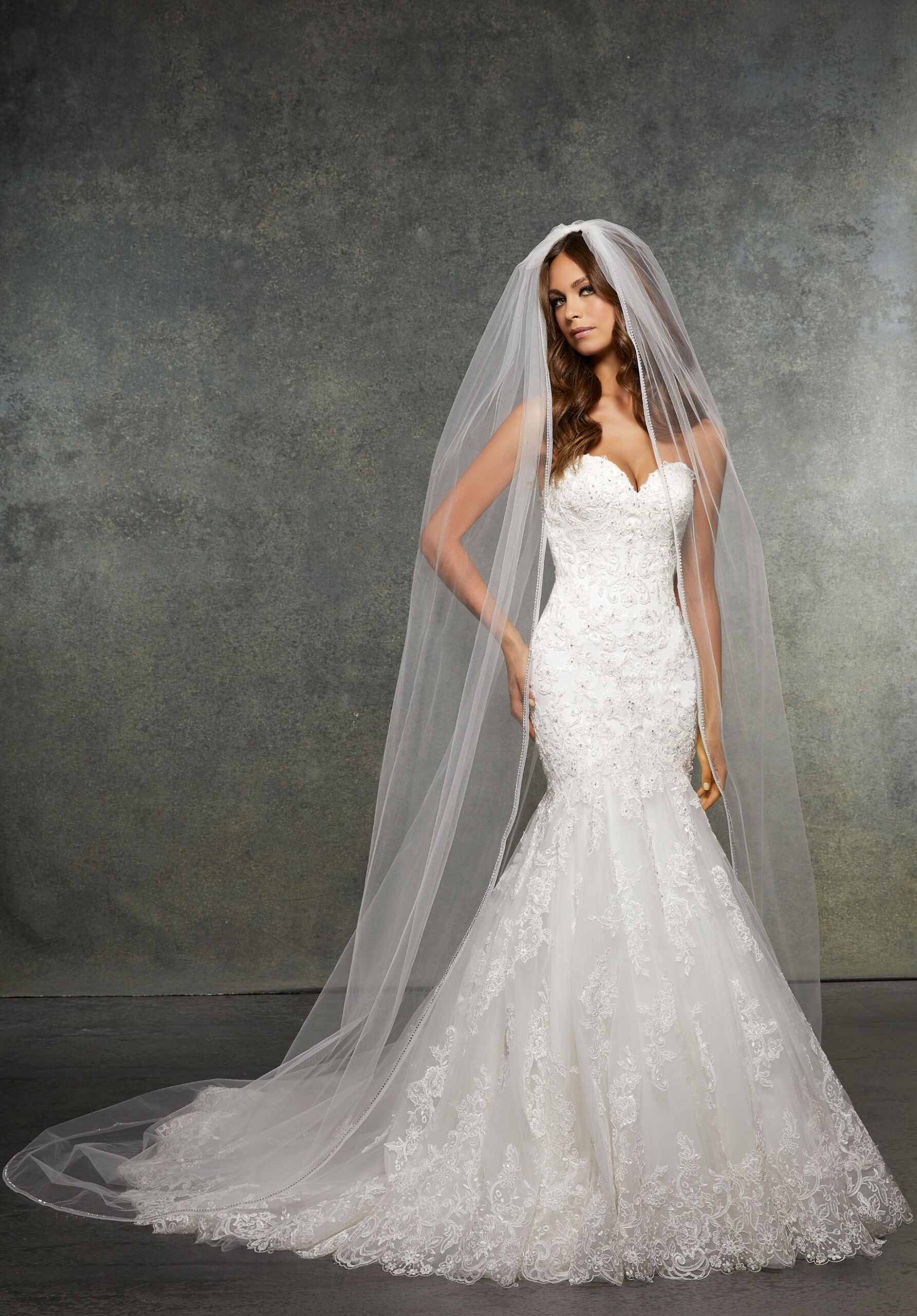 morilee-brautschleier-mit-horsehair-kante-und-strass image 1