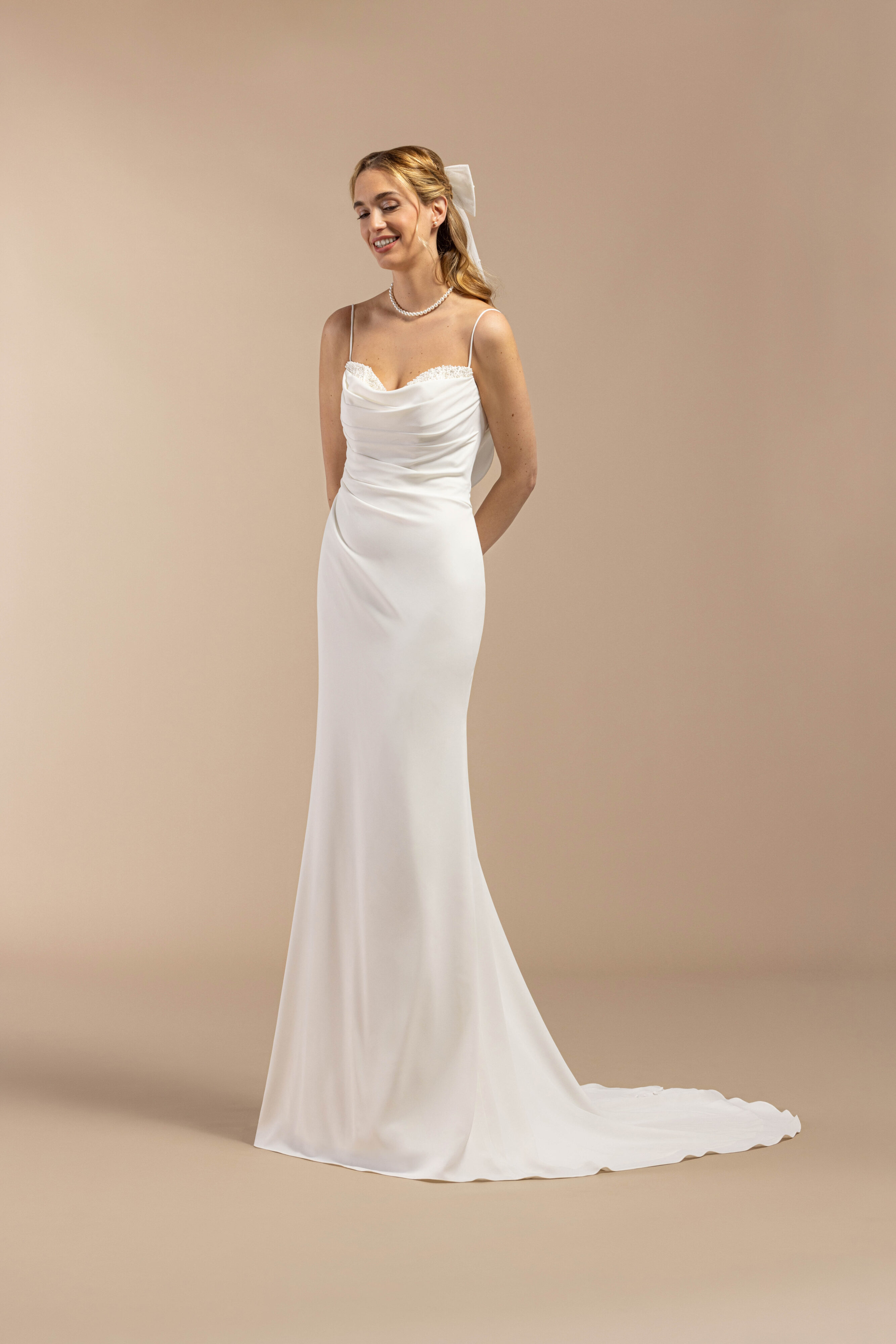 eglantine-borabora-brautkleid-ivoire-gr-34-70 image 1