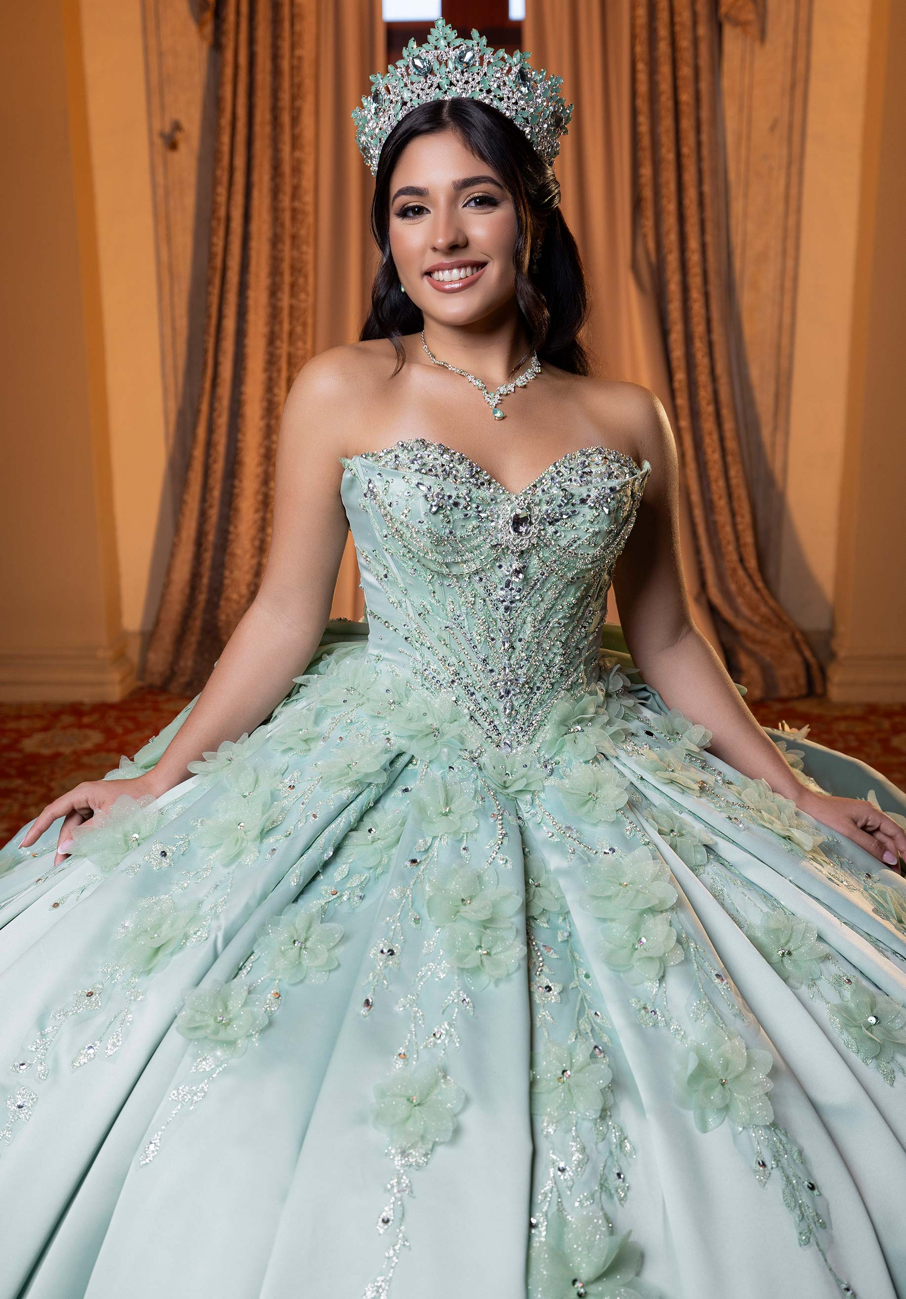 morilee-vizcaya-brissa-quincea-era-kleid-aus-glanz-satin-mit-3d-blumen image 2