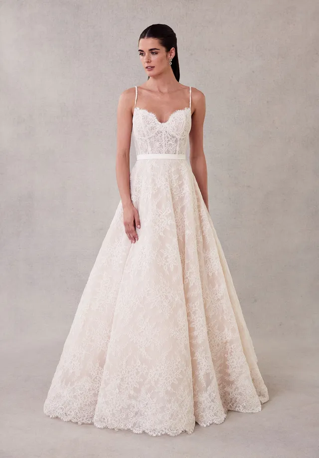 morilee-speare-brautkleid-ballkleid-alencon-spitze-korsett image 1