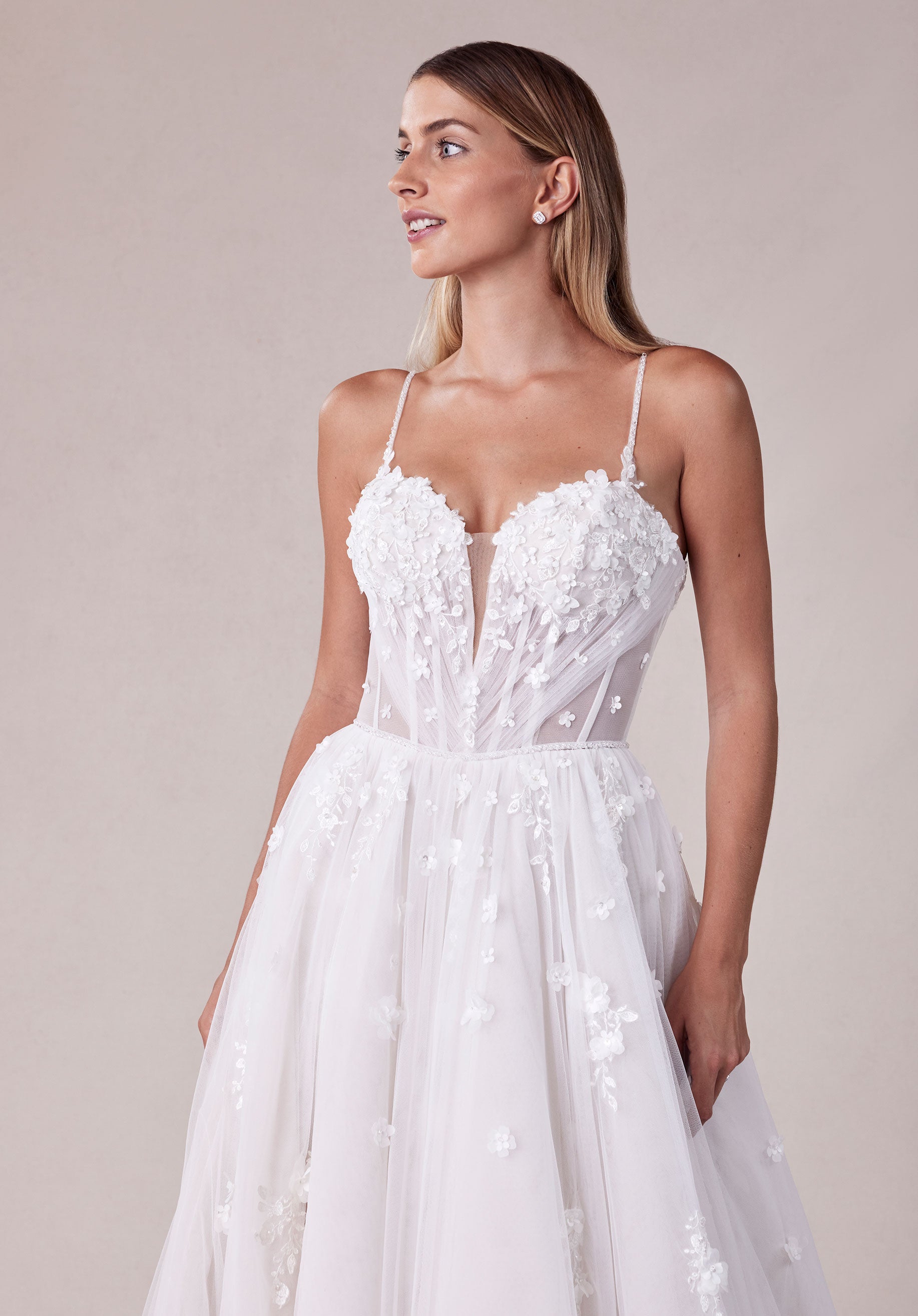 morilee-samira-brautkleid-boho-ballkleid-mit-korsett-und-t-llrock image 2