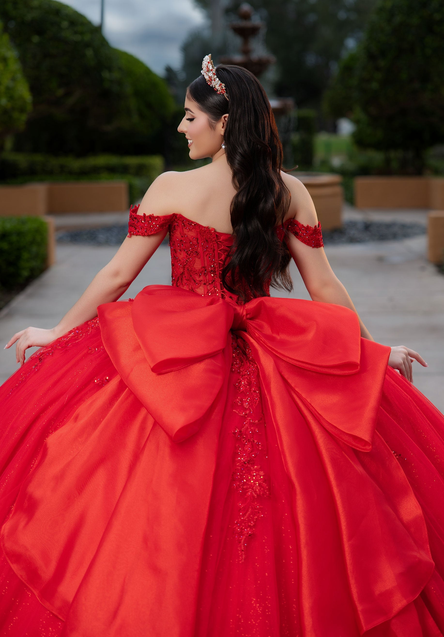 morilee-celia-quincea-era-kleid-glitzer-t-ll-corsage image 6
